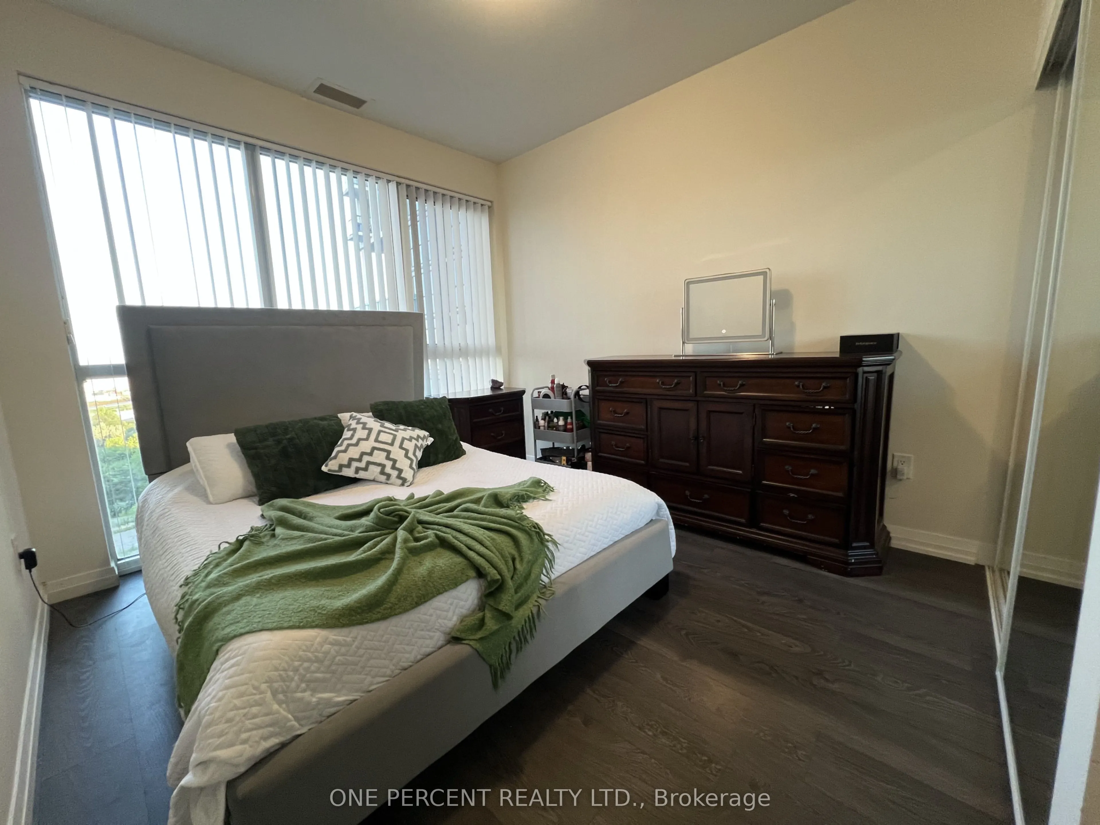 50 Thomas Riley Road #819