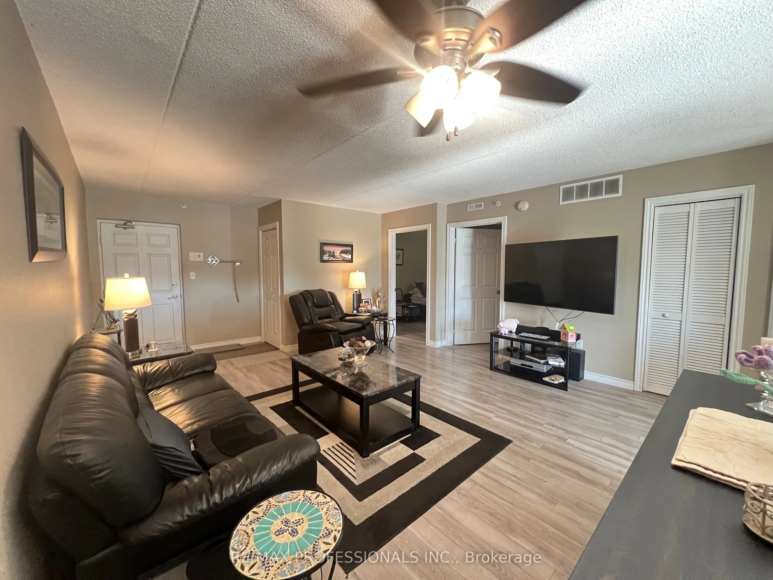 1390 Main Street E #107