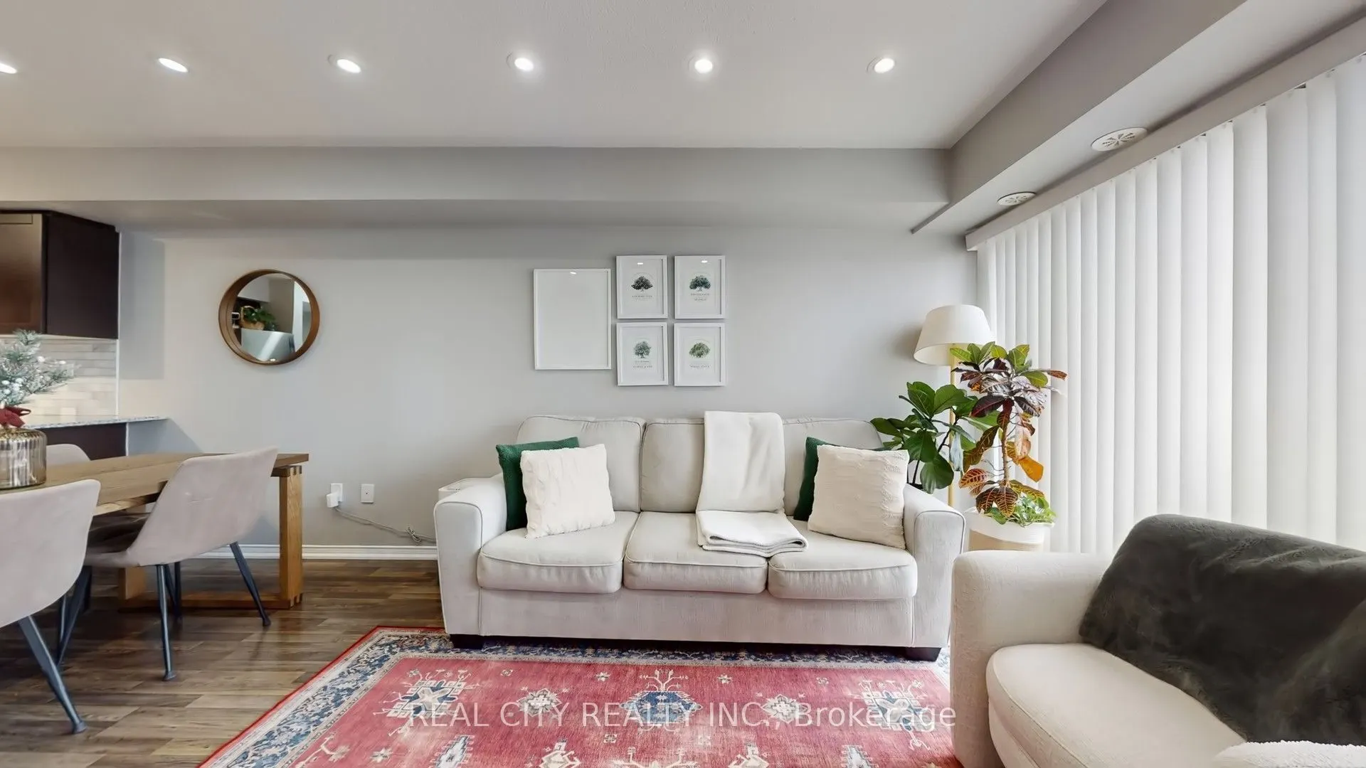 142 Widdicombe Hill Boulevard #511