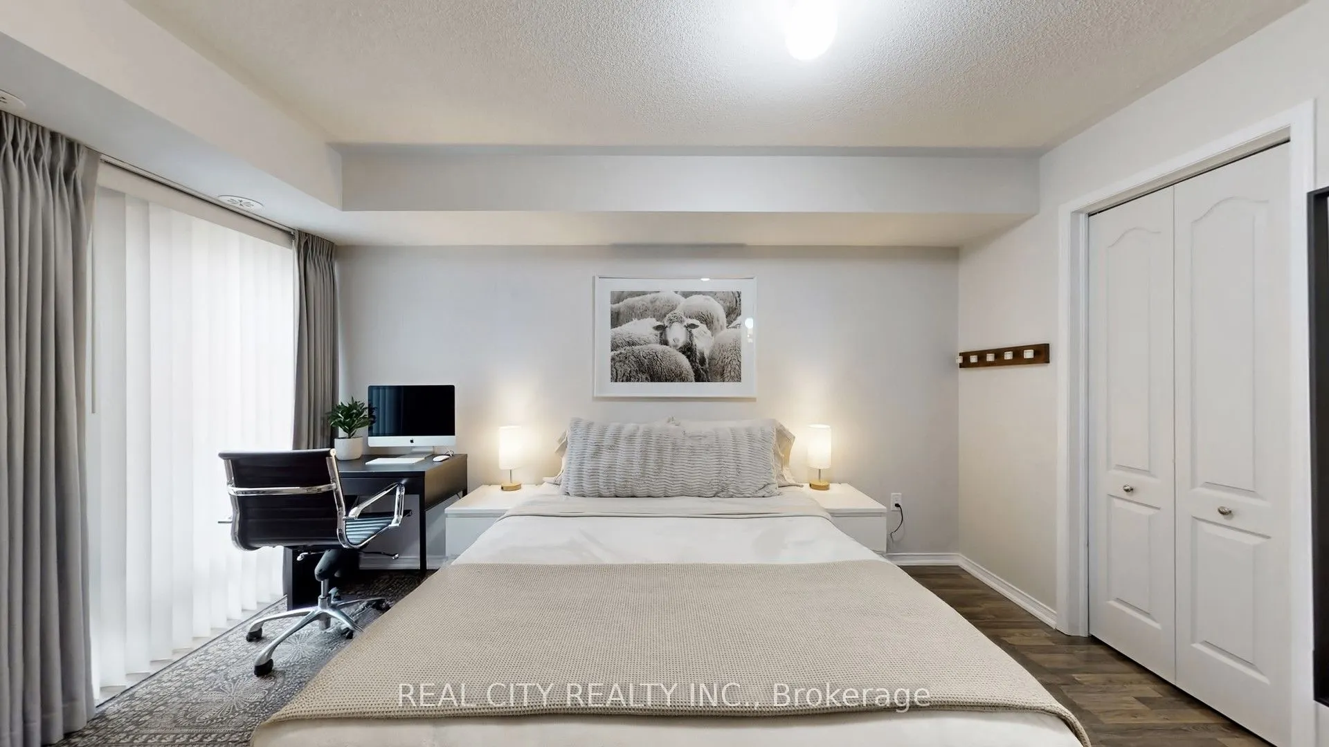 142 Widdicombe Hill Boulevard #511