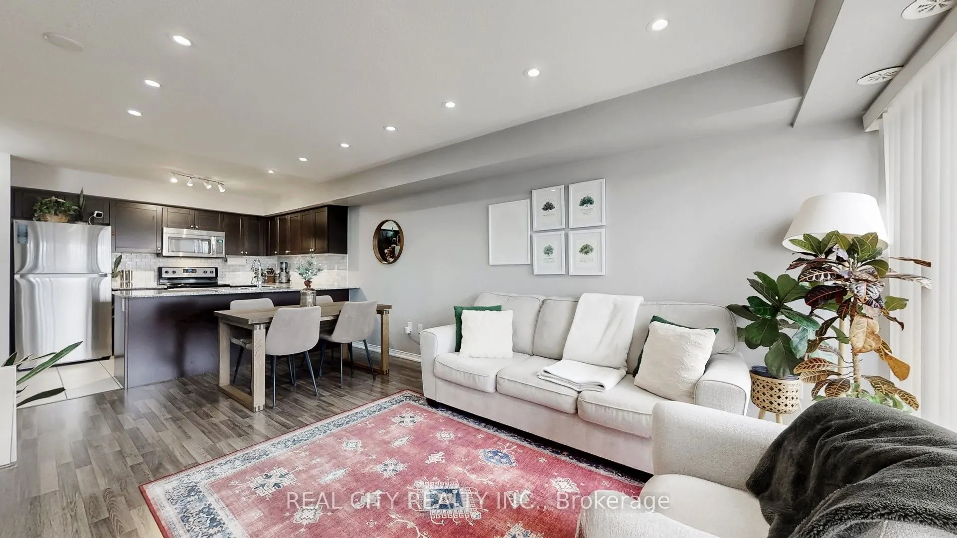 142 Widdicombe Hill Boulevard #511