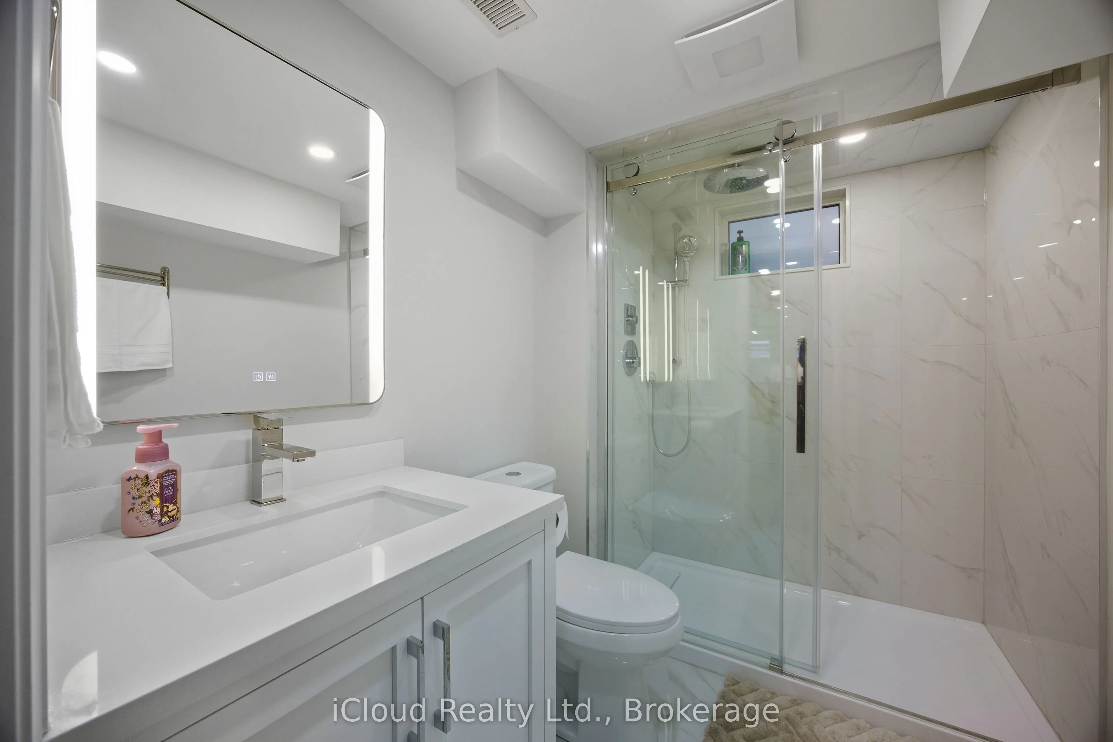 23 Swanhurst Boulevard #B
