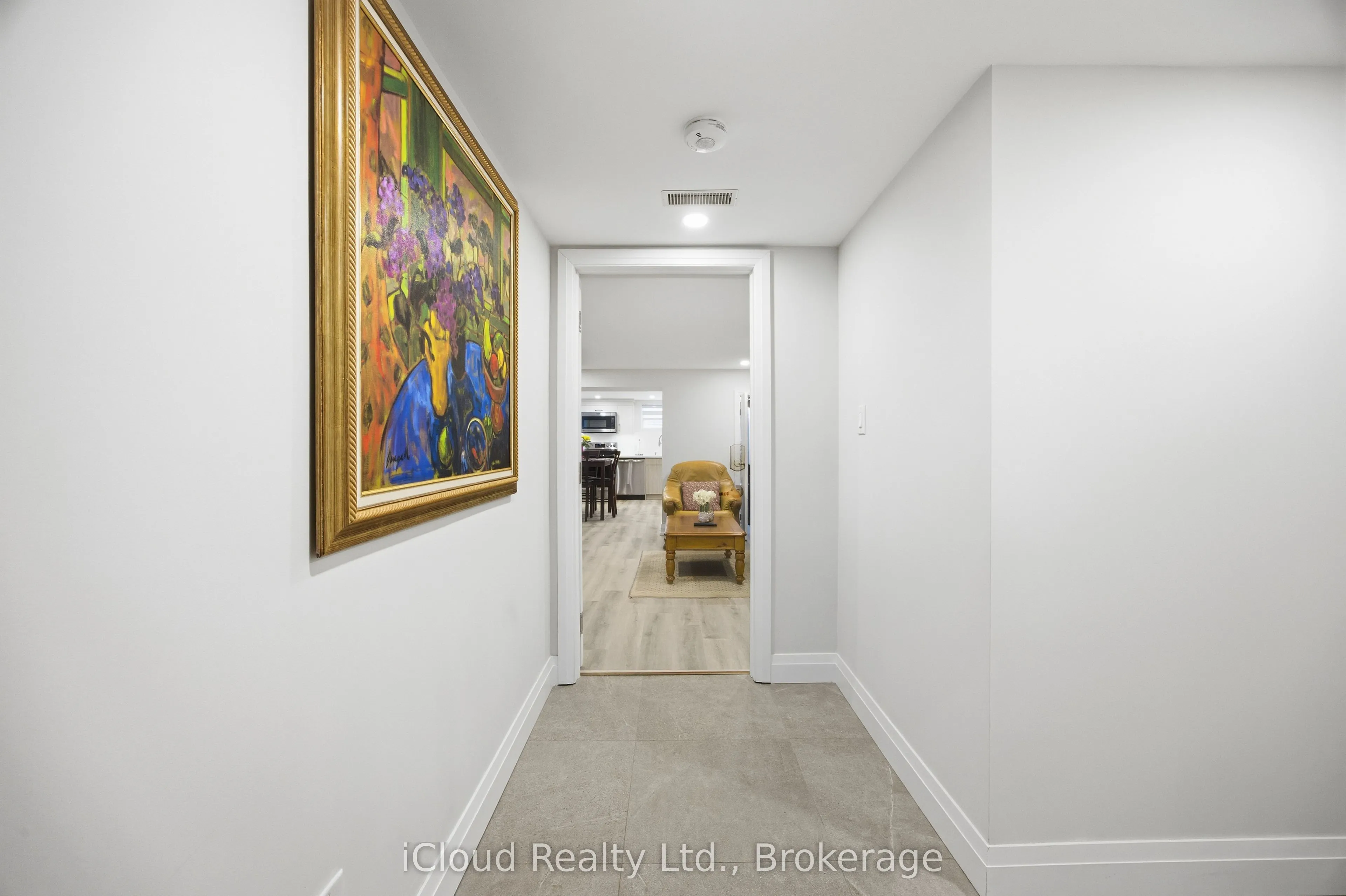 23 Swanhurst Boulevard #B