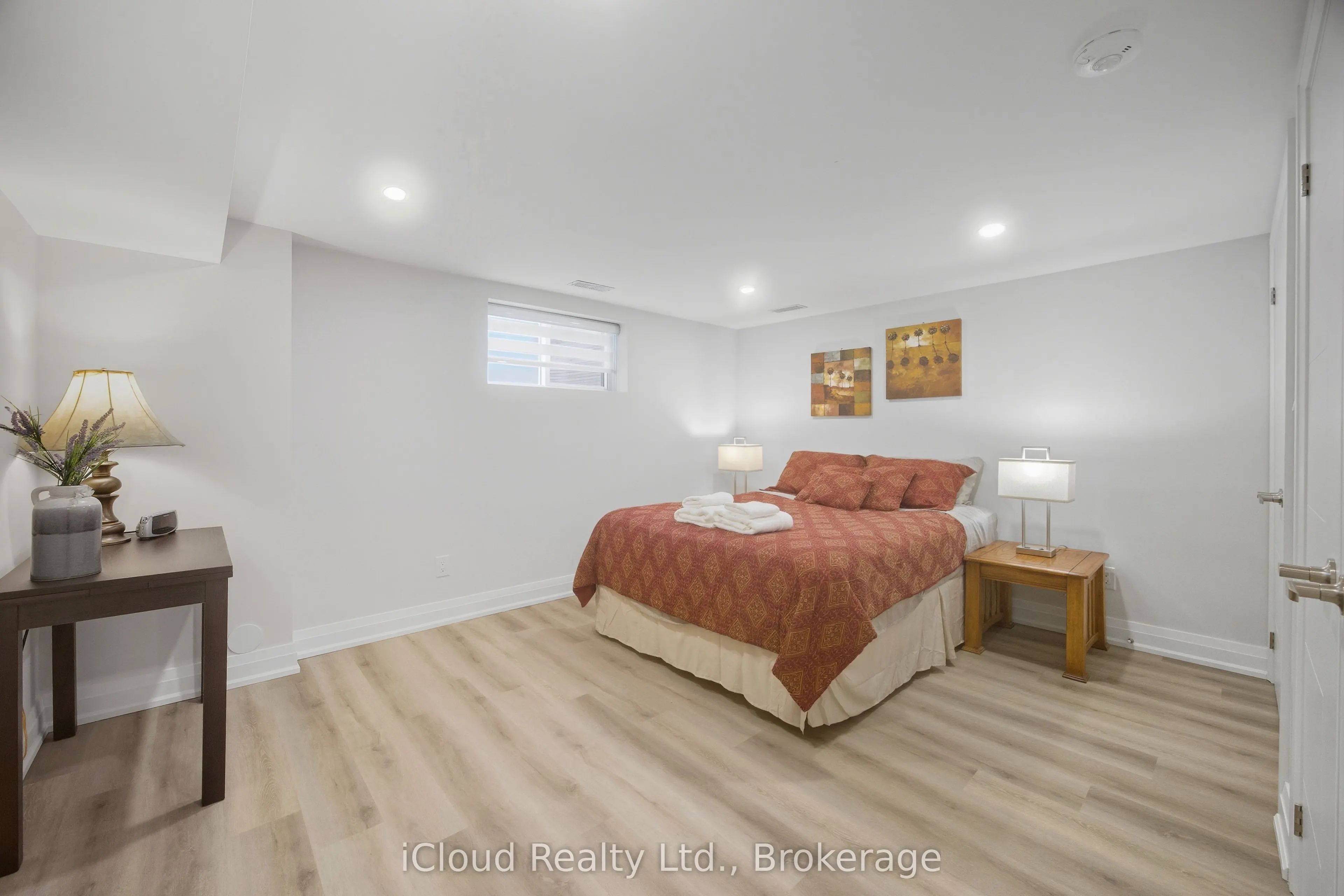 23 Swanhurst Boulevard #B
