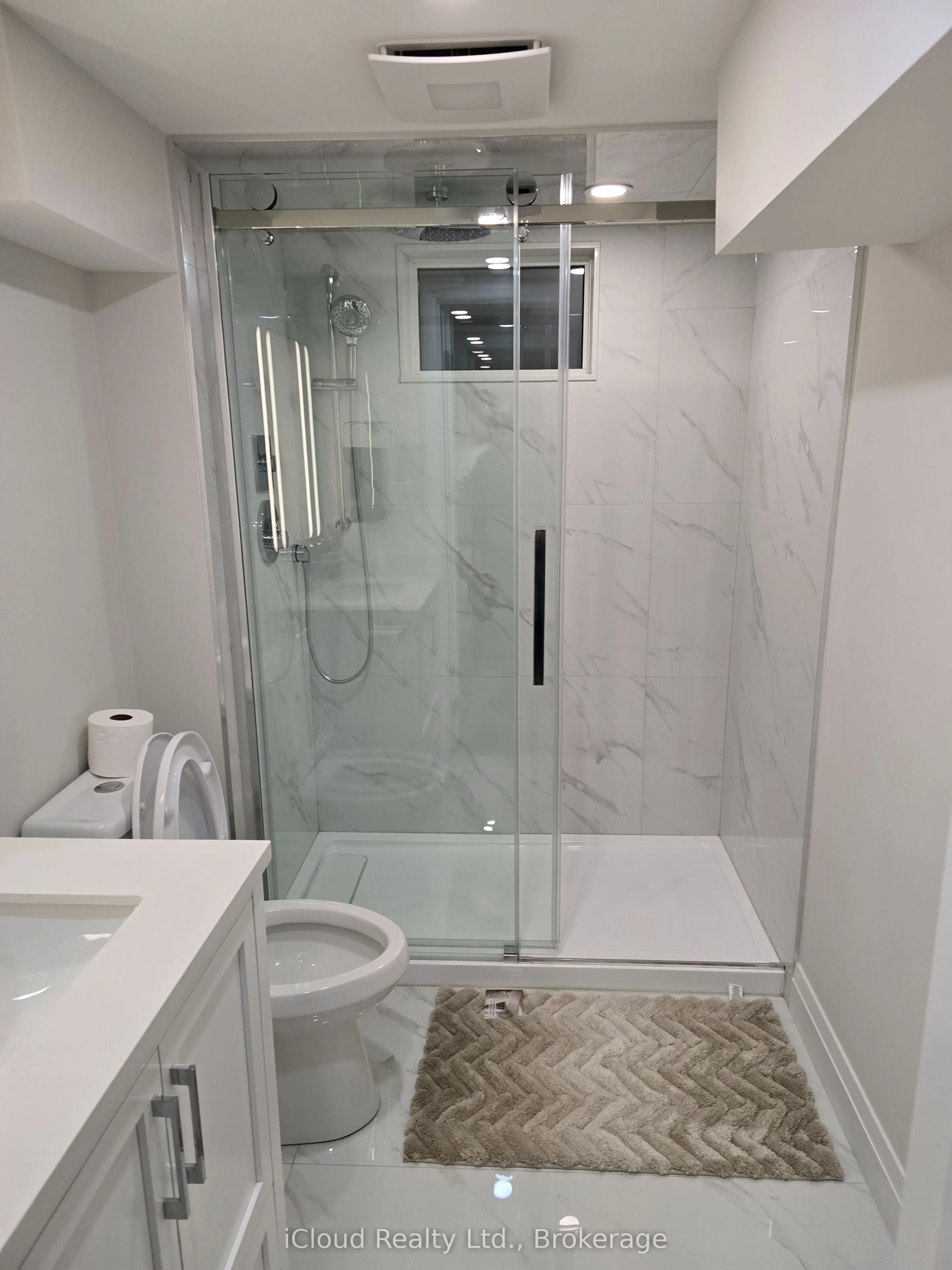 23 Swanhurst Boulevard #B