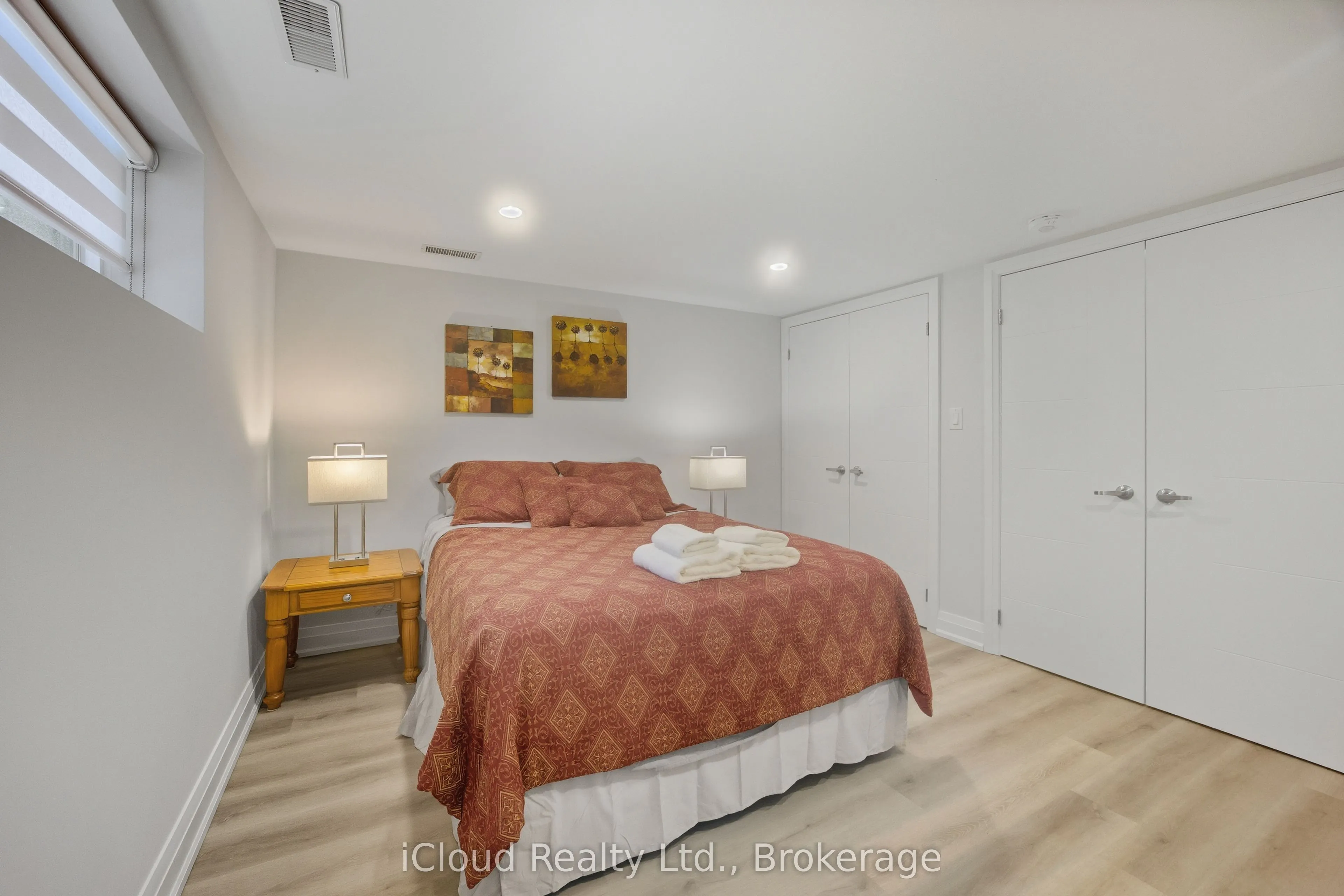 23 Swanhurst Boulevard #B