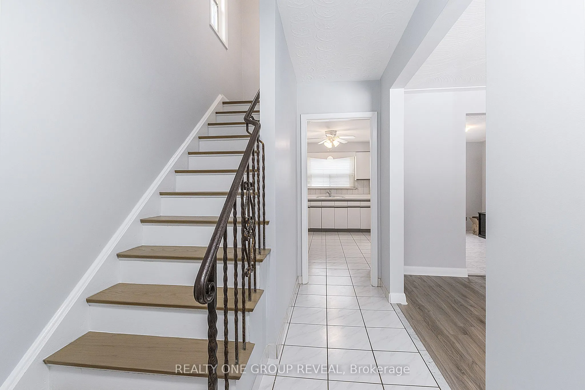 12 Thurodale Avenue