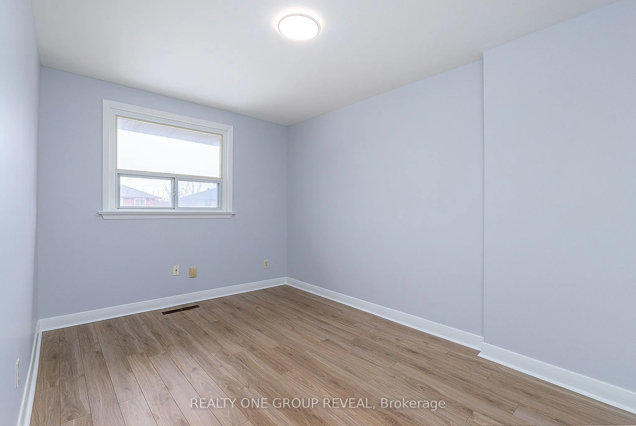 12 Thurodale Avenue