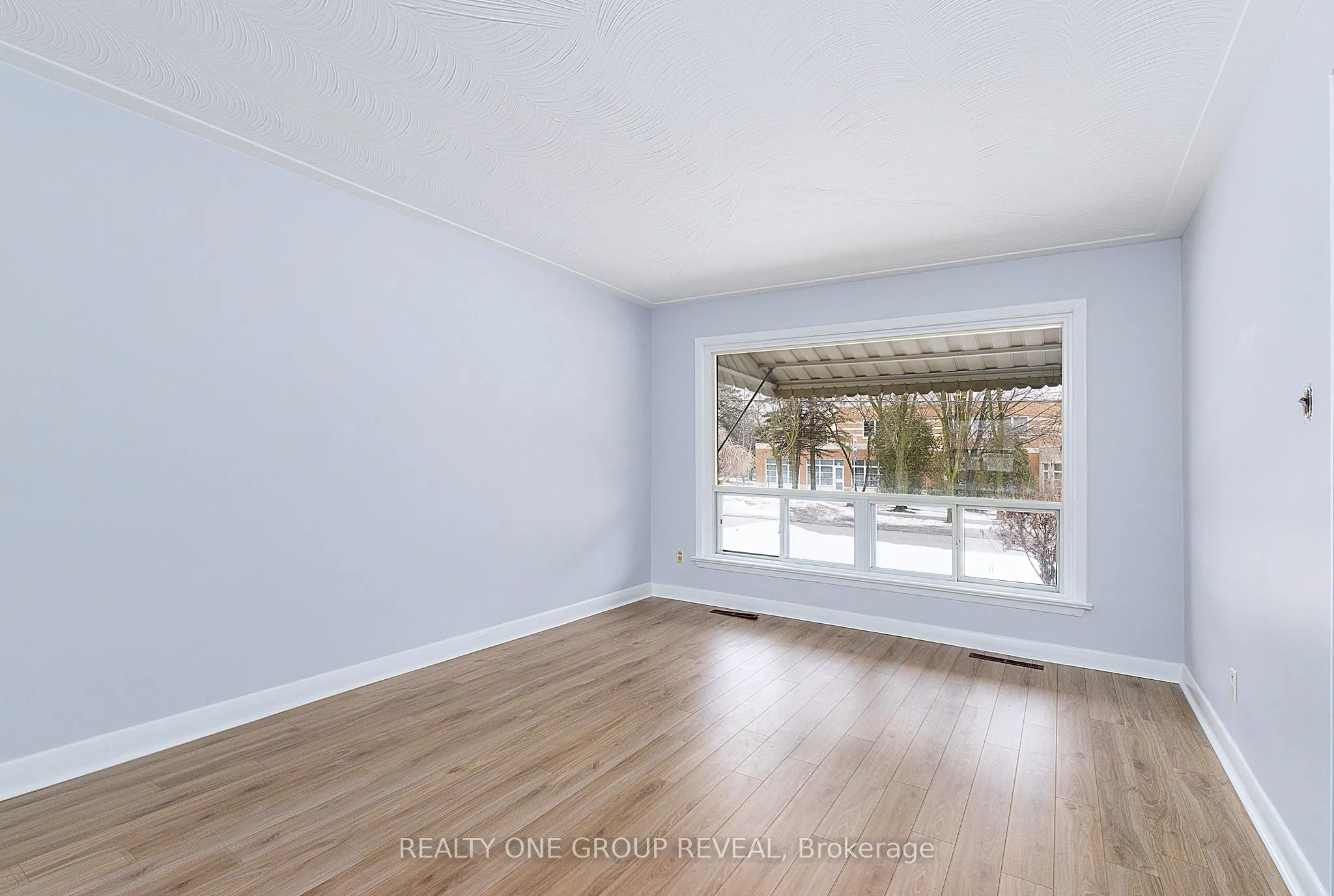 12 Thurodale Avenue