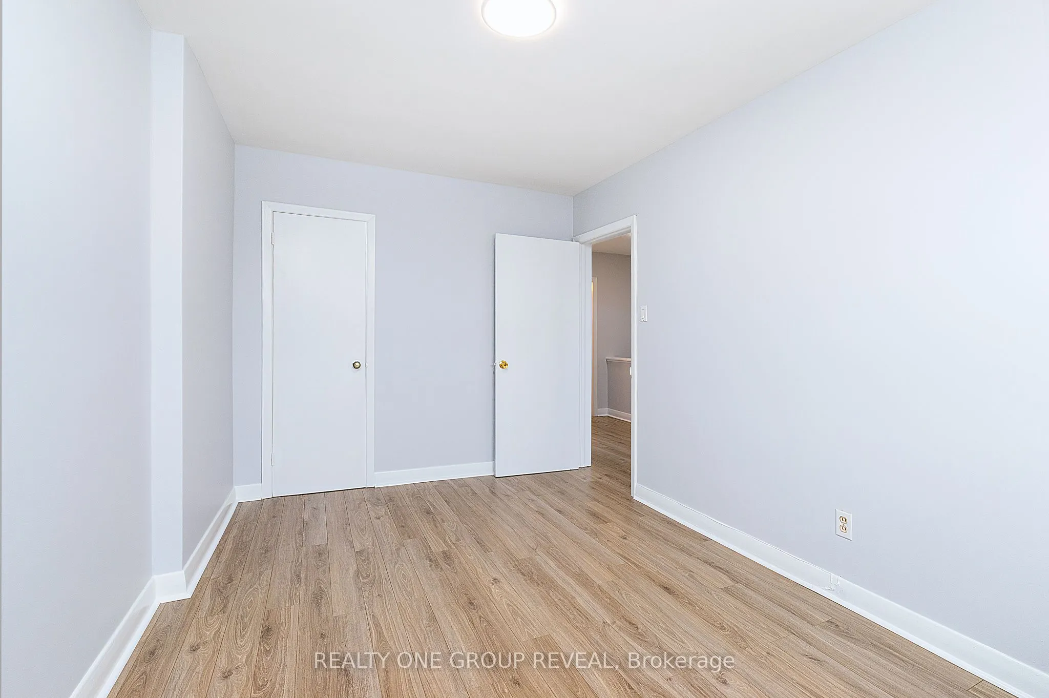 12 Thurodale Avenue