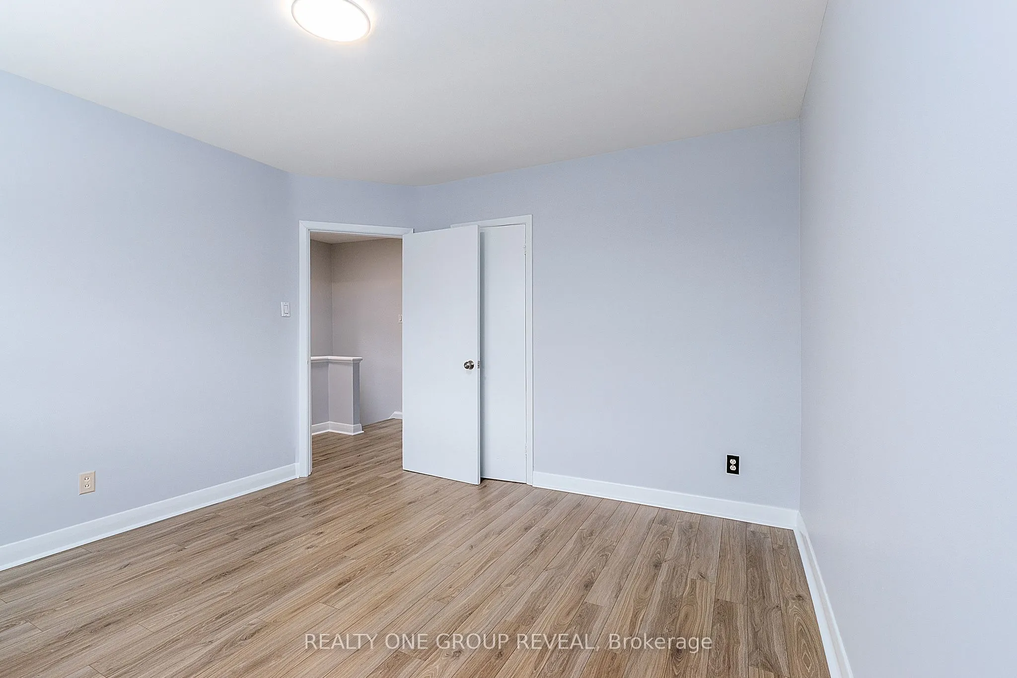 12 Thurodale Avenue