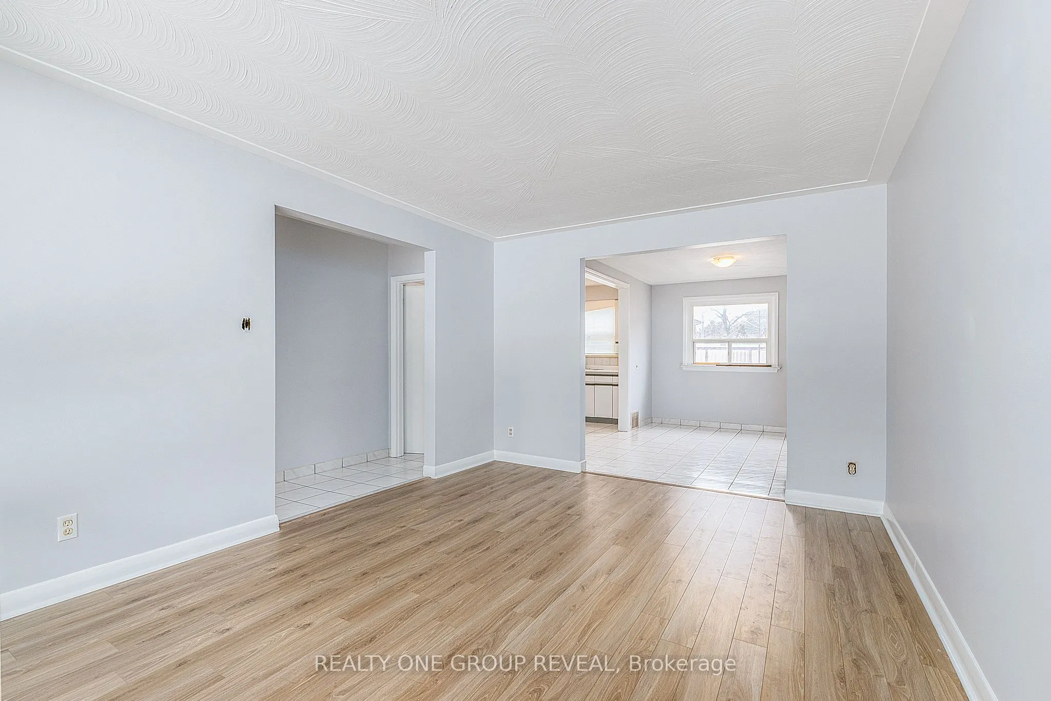 12 Thurodale Avenue