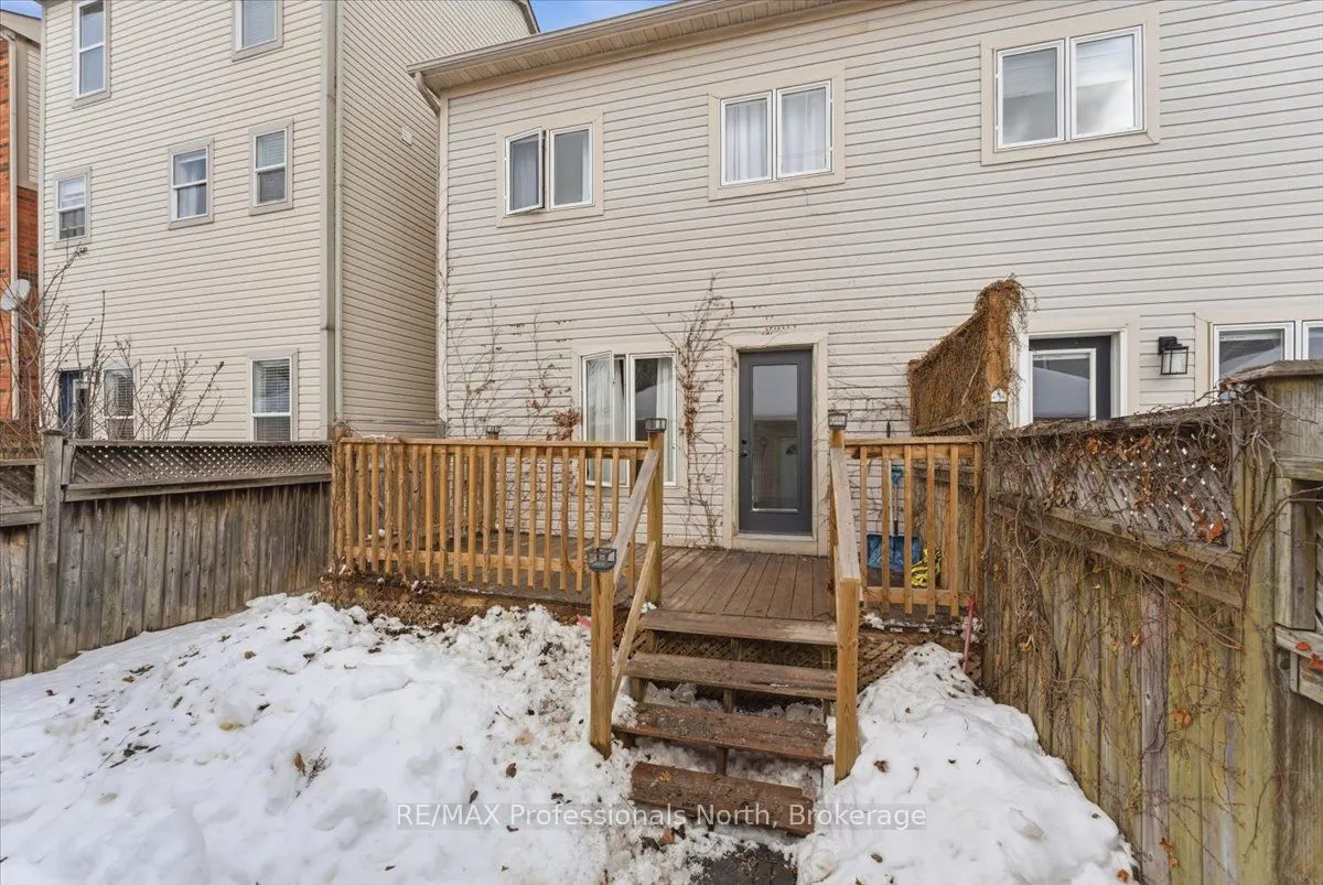 98 Roxton Road