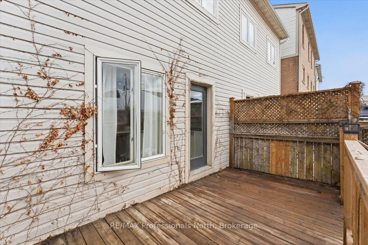 98 Roxton Road