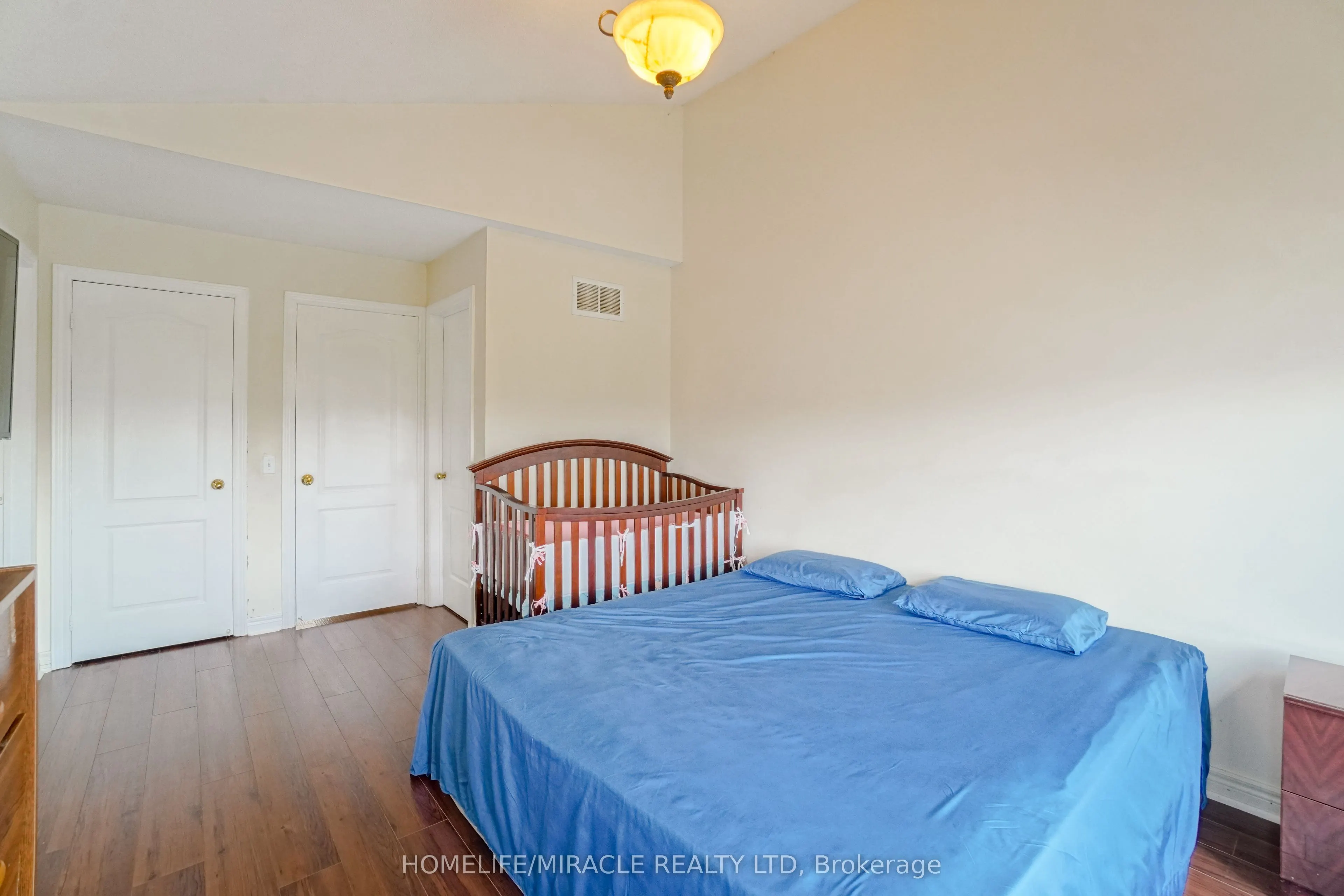 824 Khan Crescent