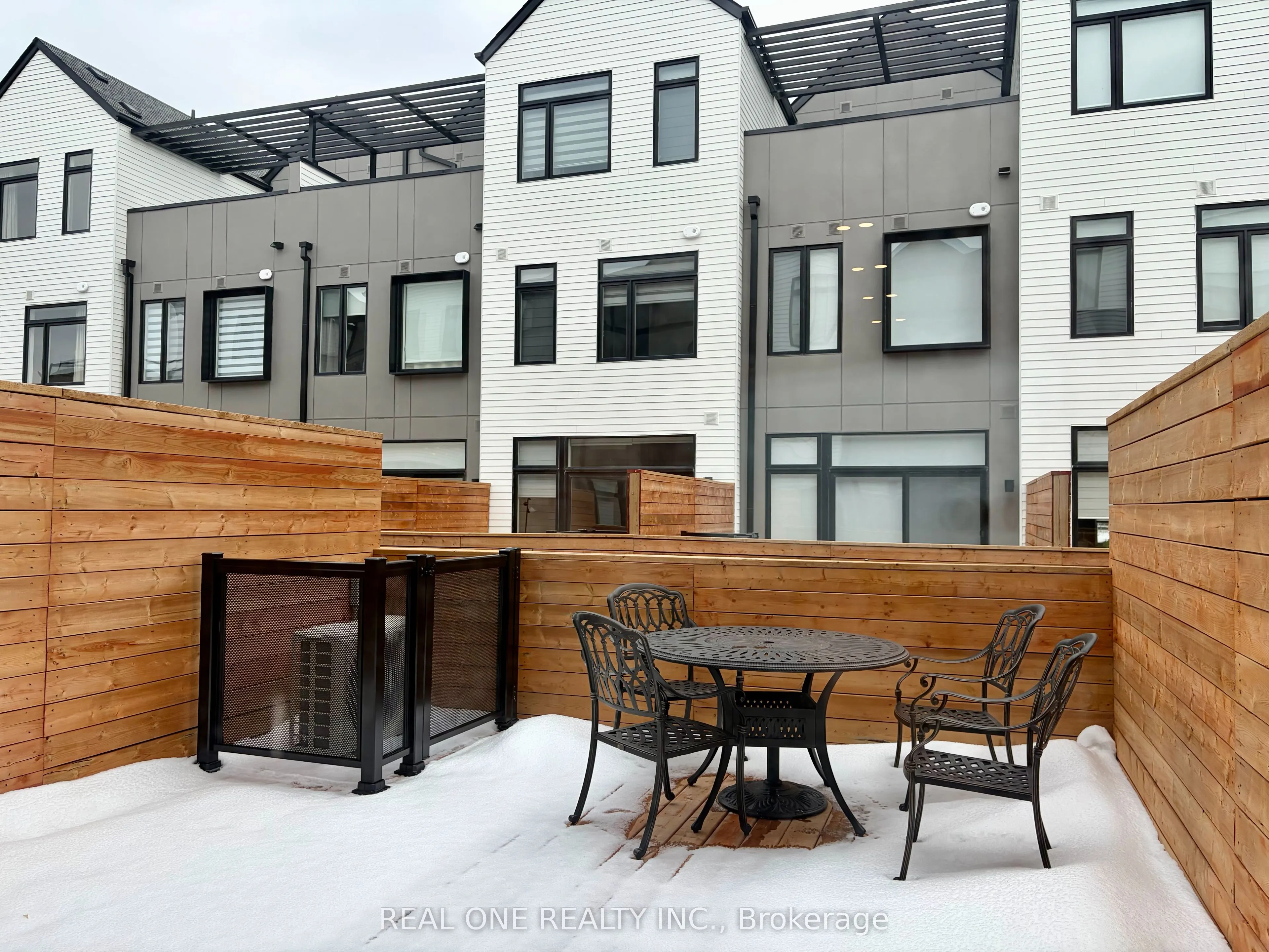 35 Lou Parsons Way #63