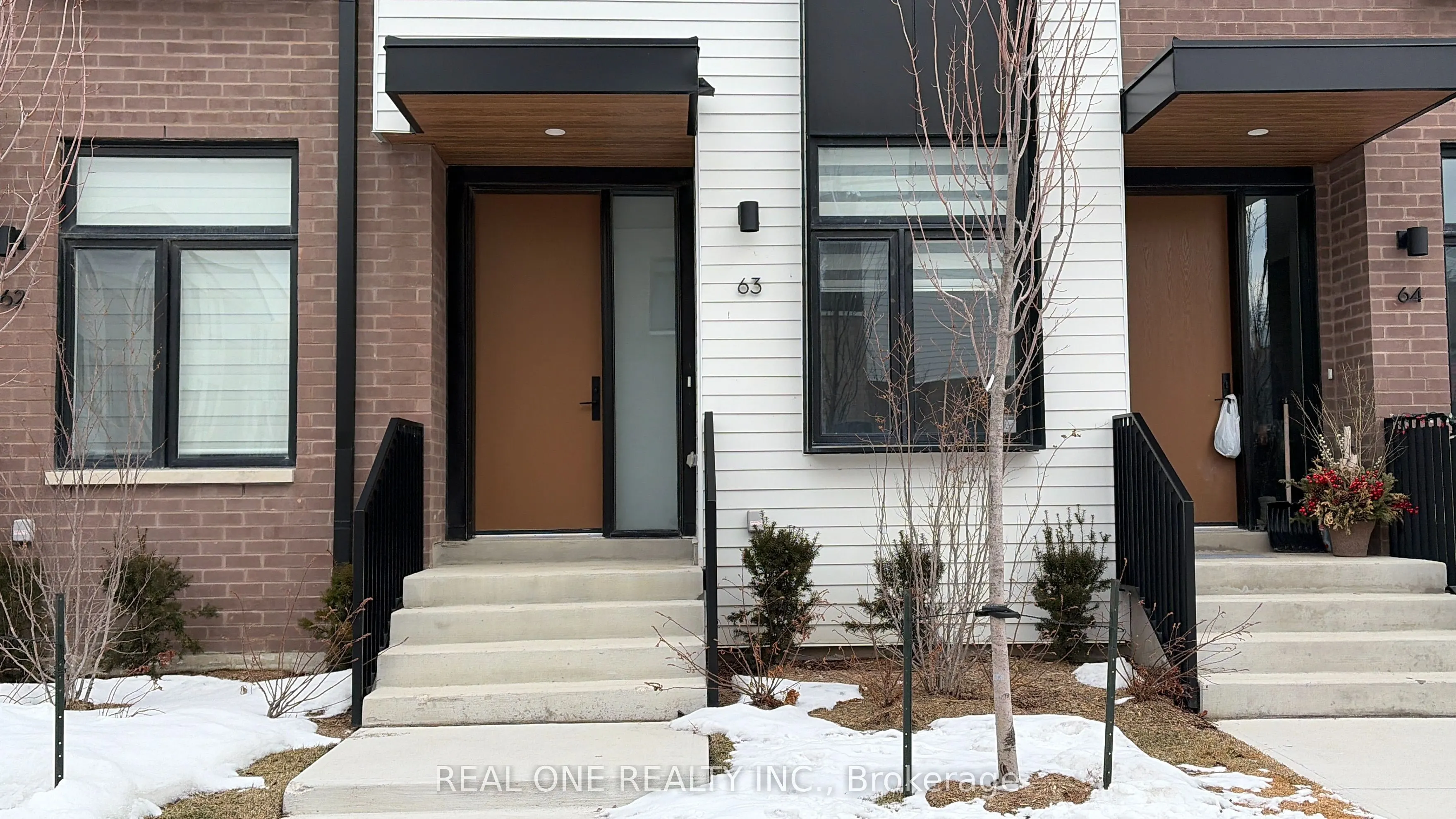 35 Lou Parsons Way #63