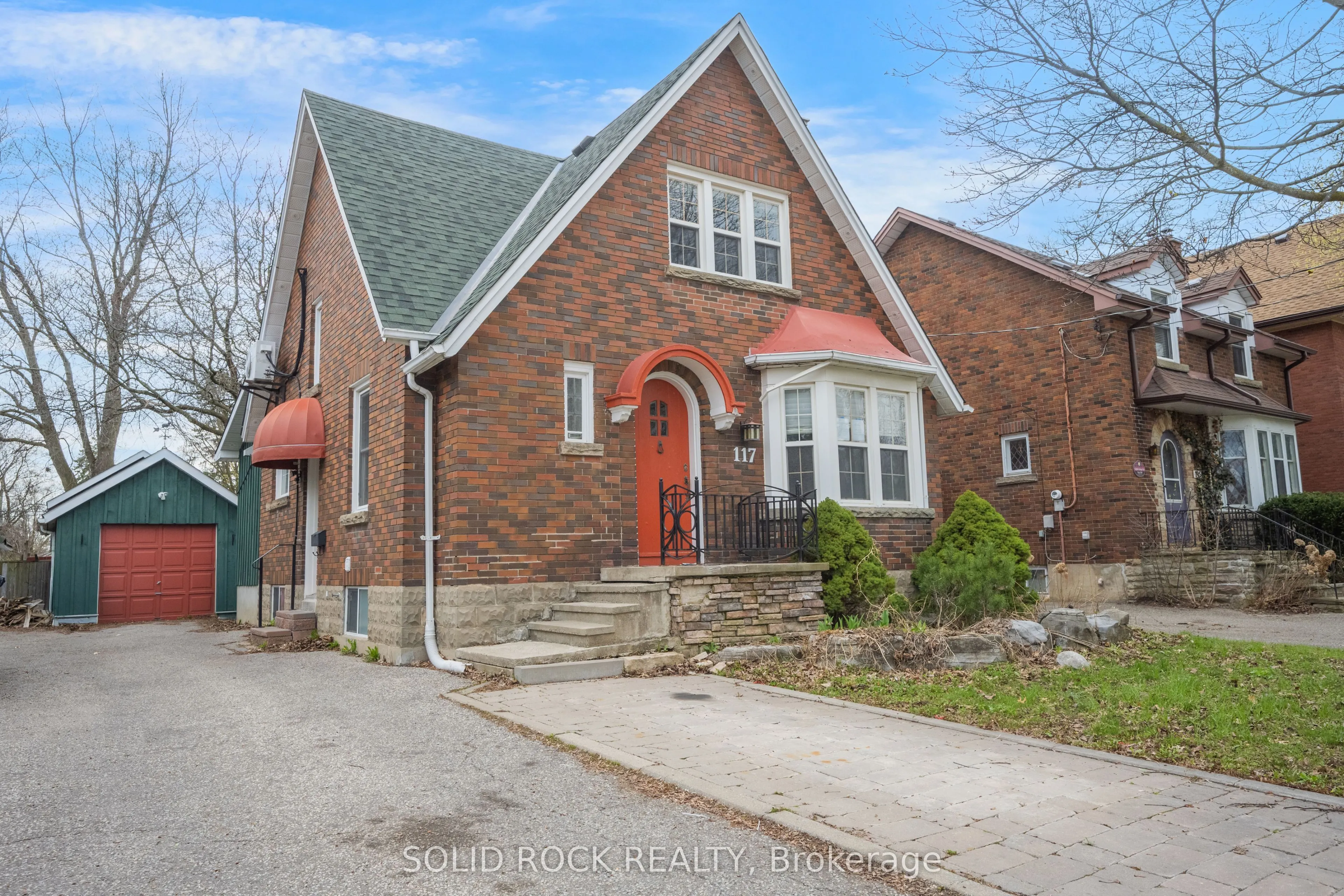 117 Mill Street S