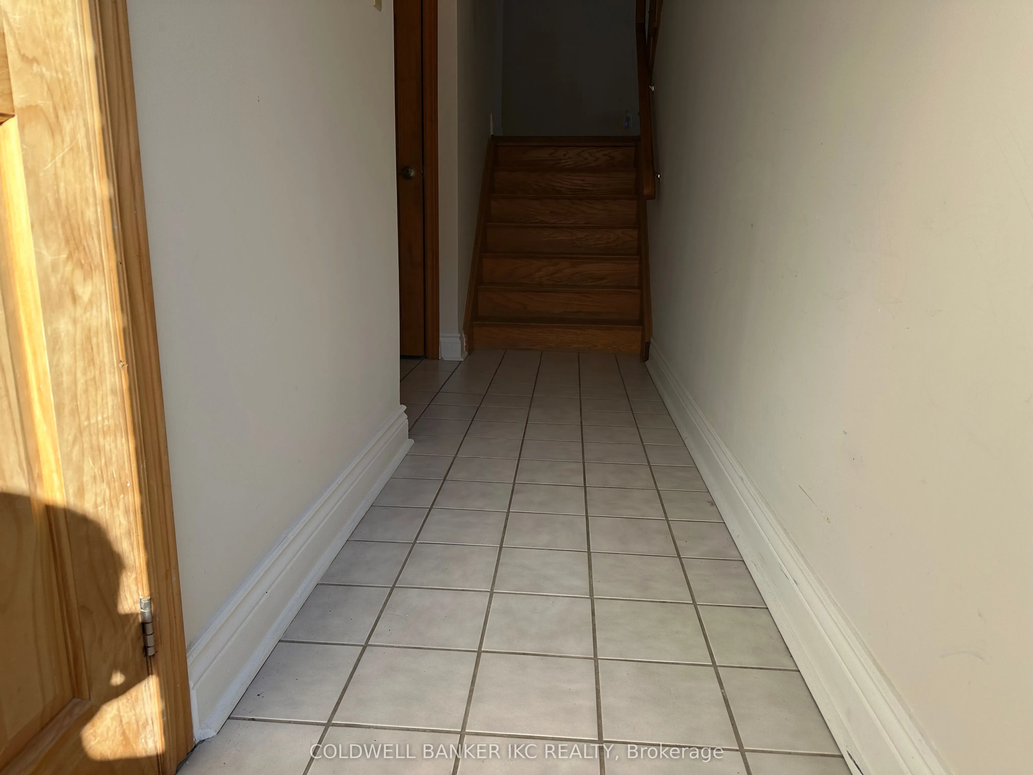 2220 Springfield Court