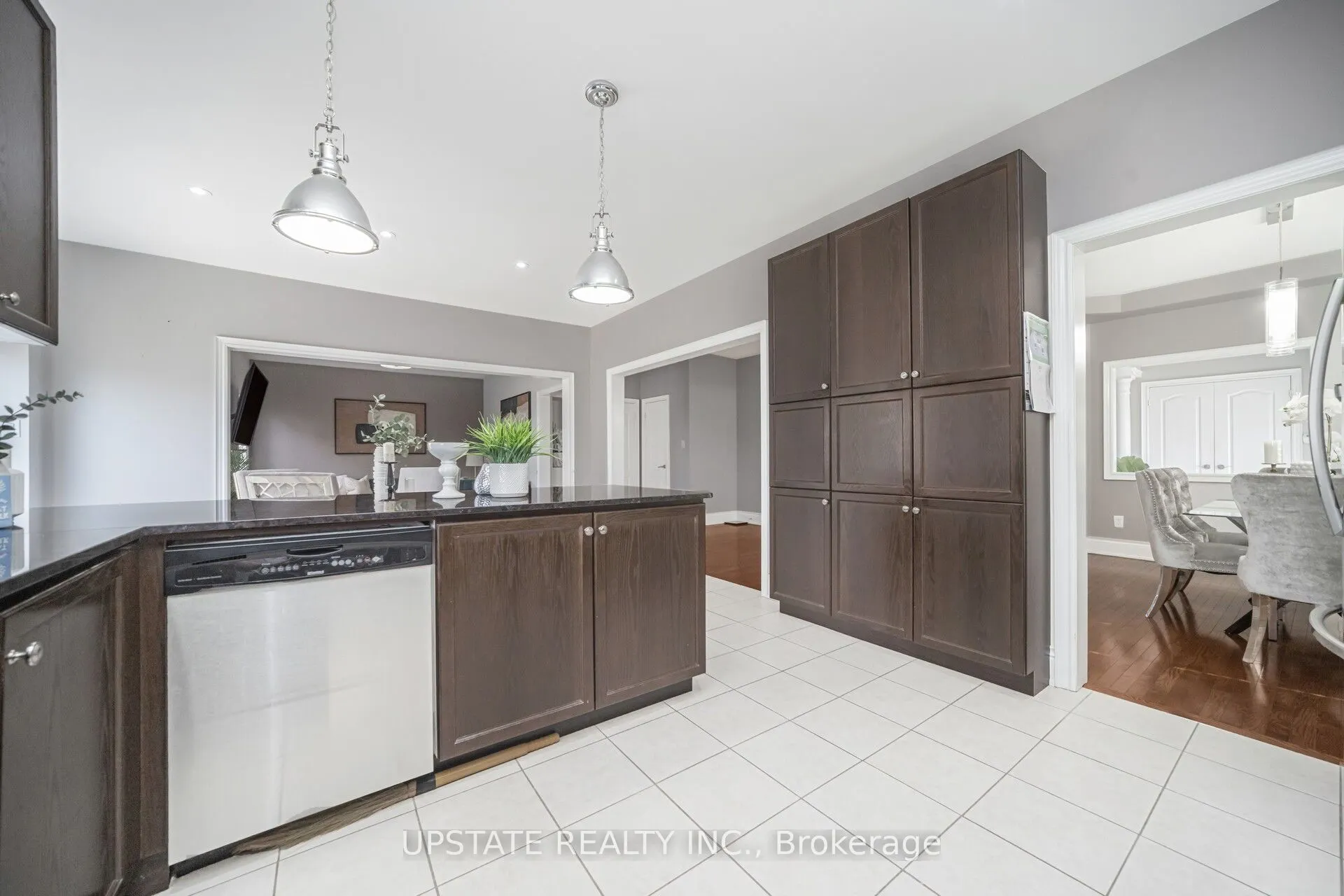 2 Beachville Circle