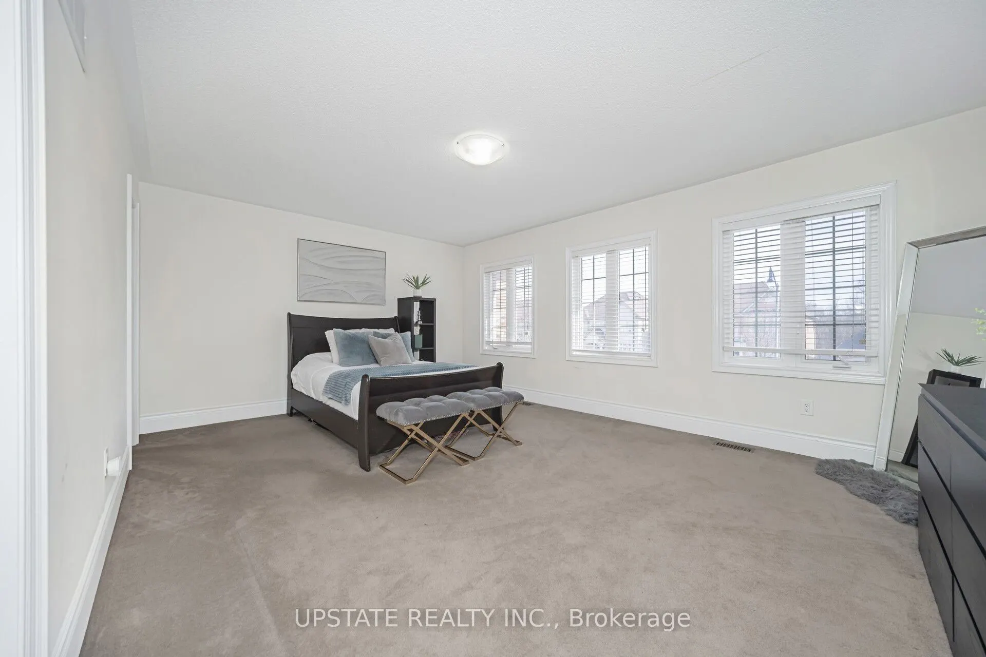 2 Beachville Circle