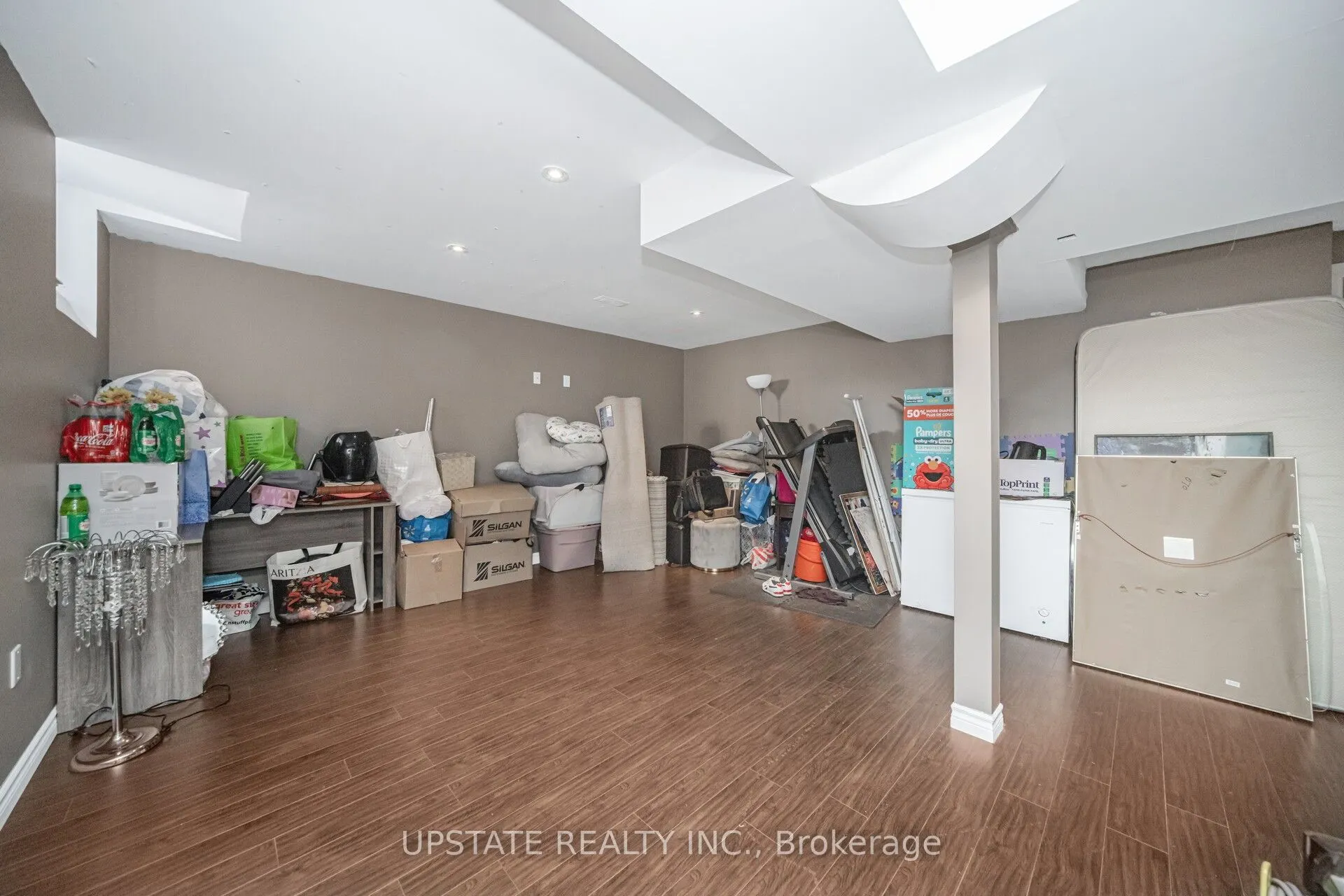 2 Beachville Circle