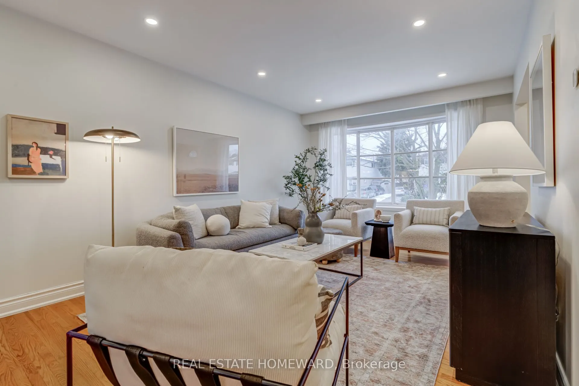783 Dodsworth Crescent