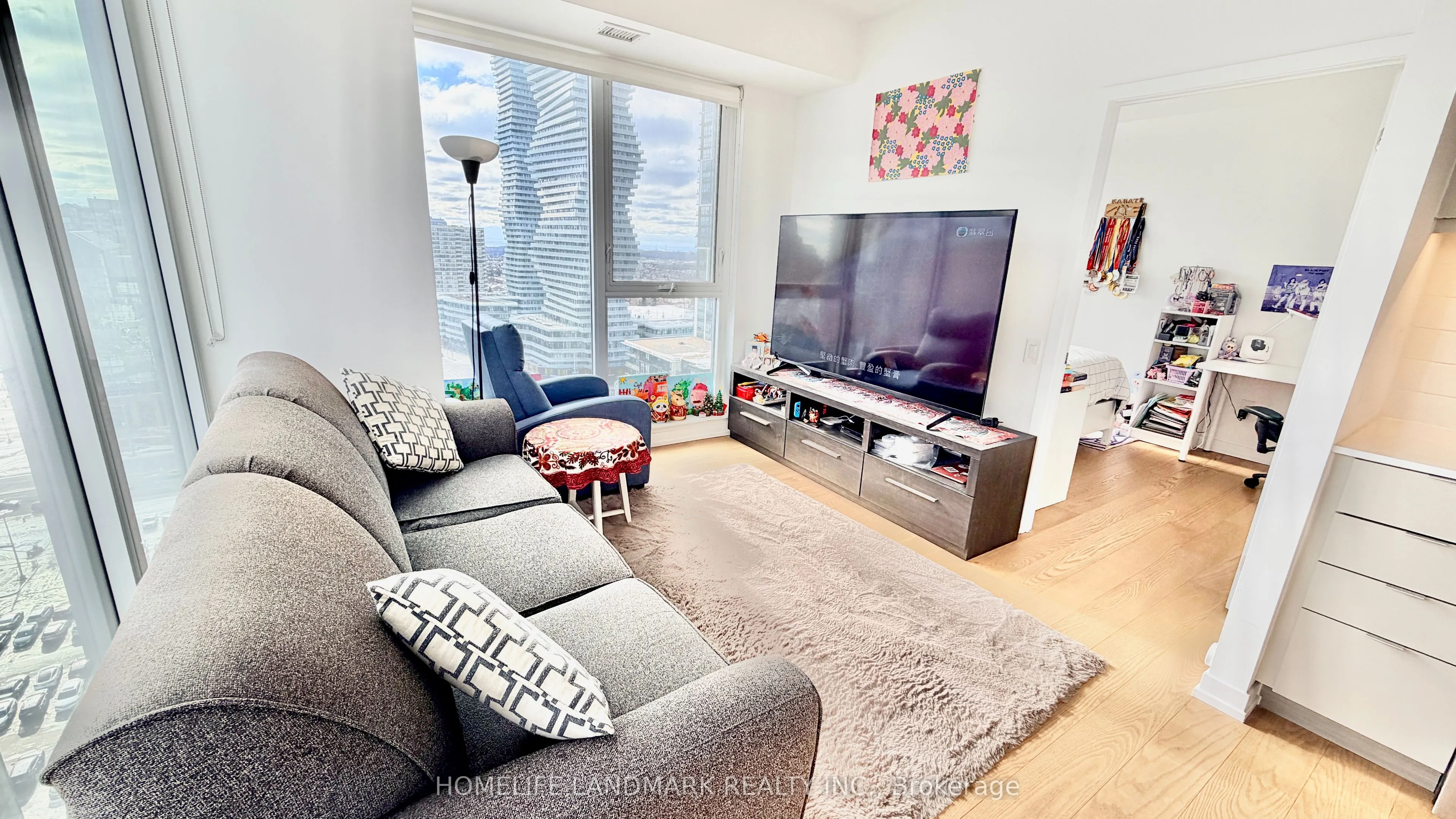 4065 Confederation Parkway #1808