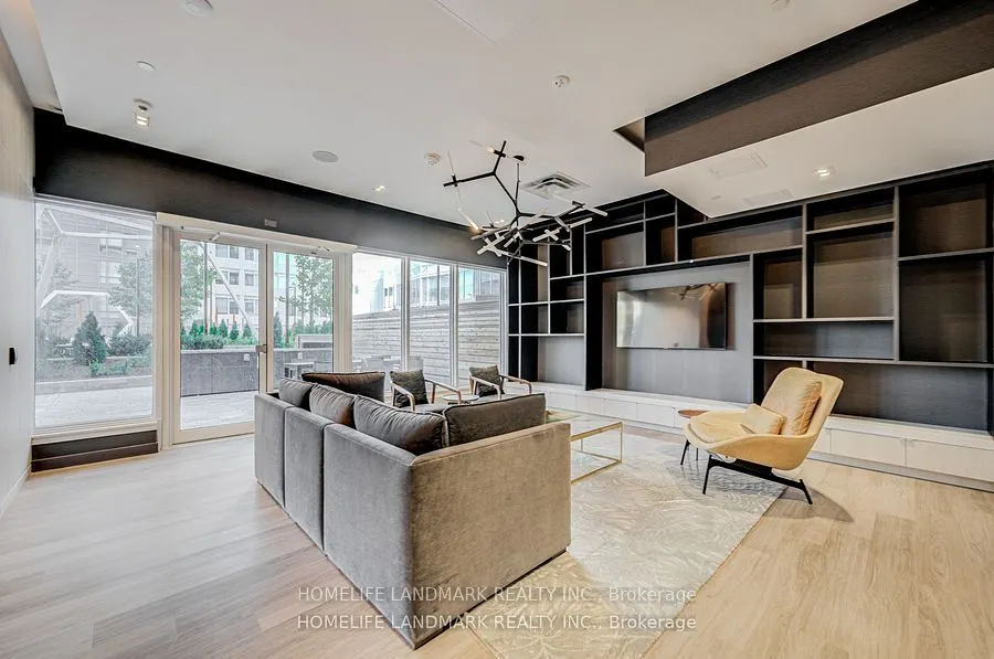 4065 Confederation Parkway #1808