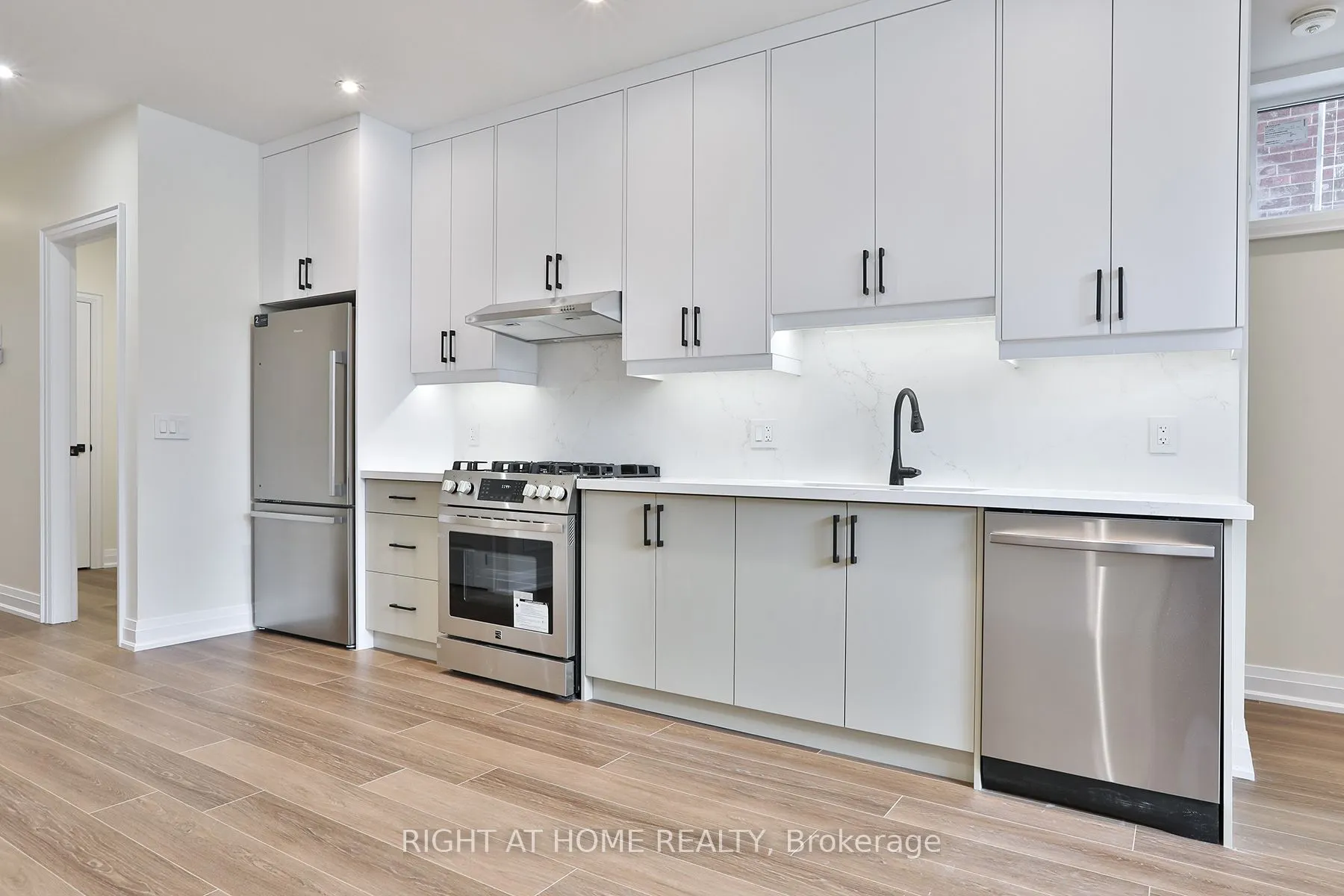 39 Fifteenth Street #2
