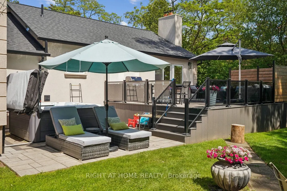 2090 Stonehouse Crescent