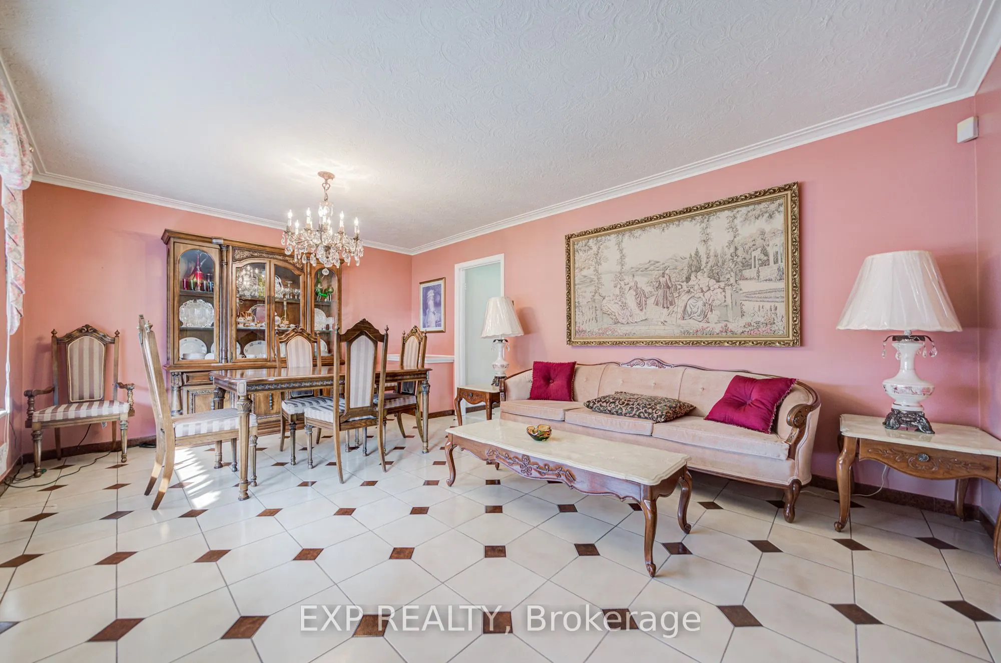 428 Maple Leaf Drive