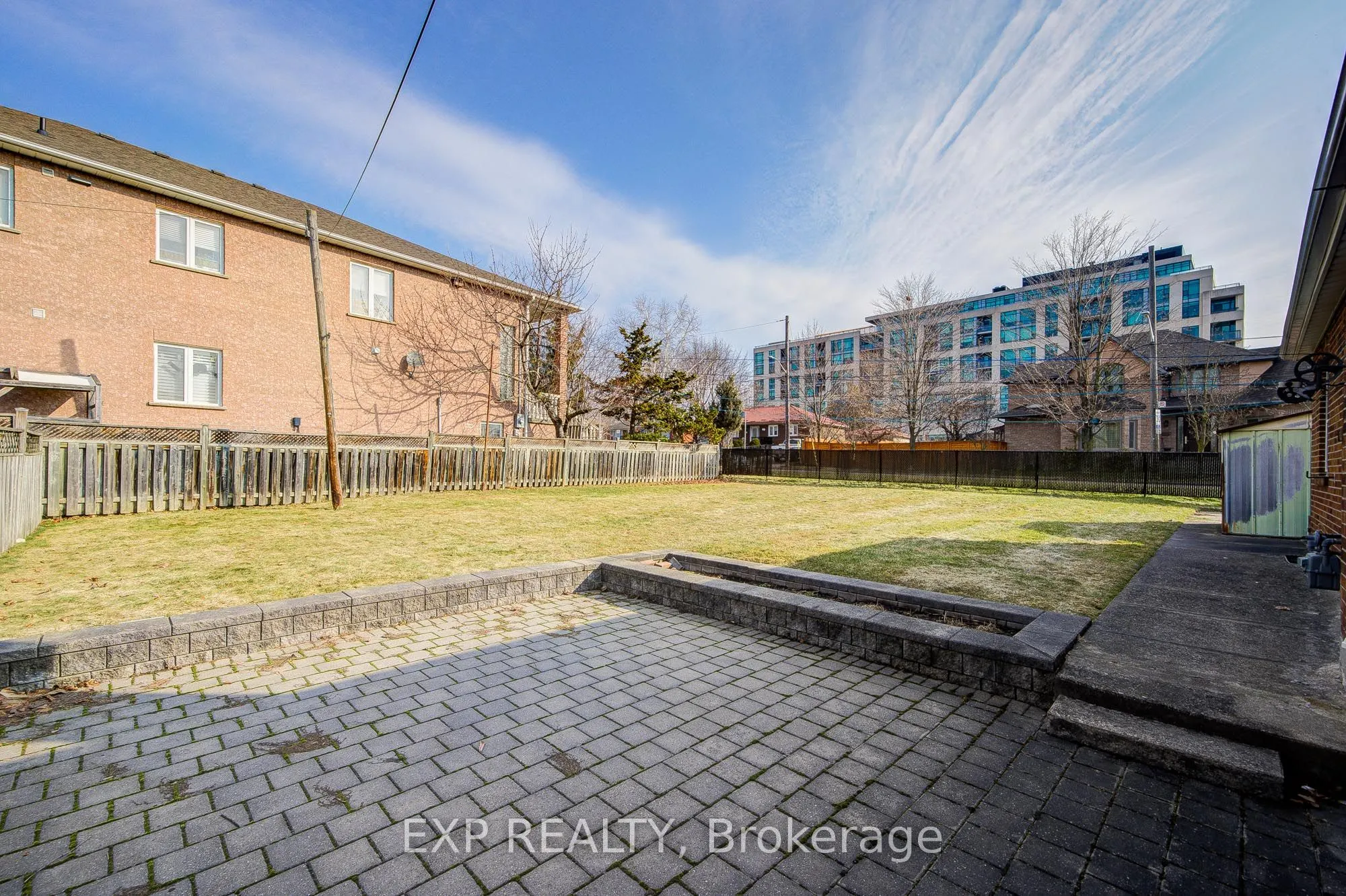 428 Maple Leaf Drive