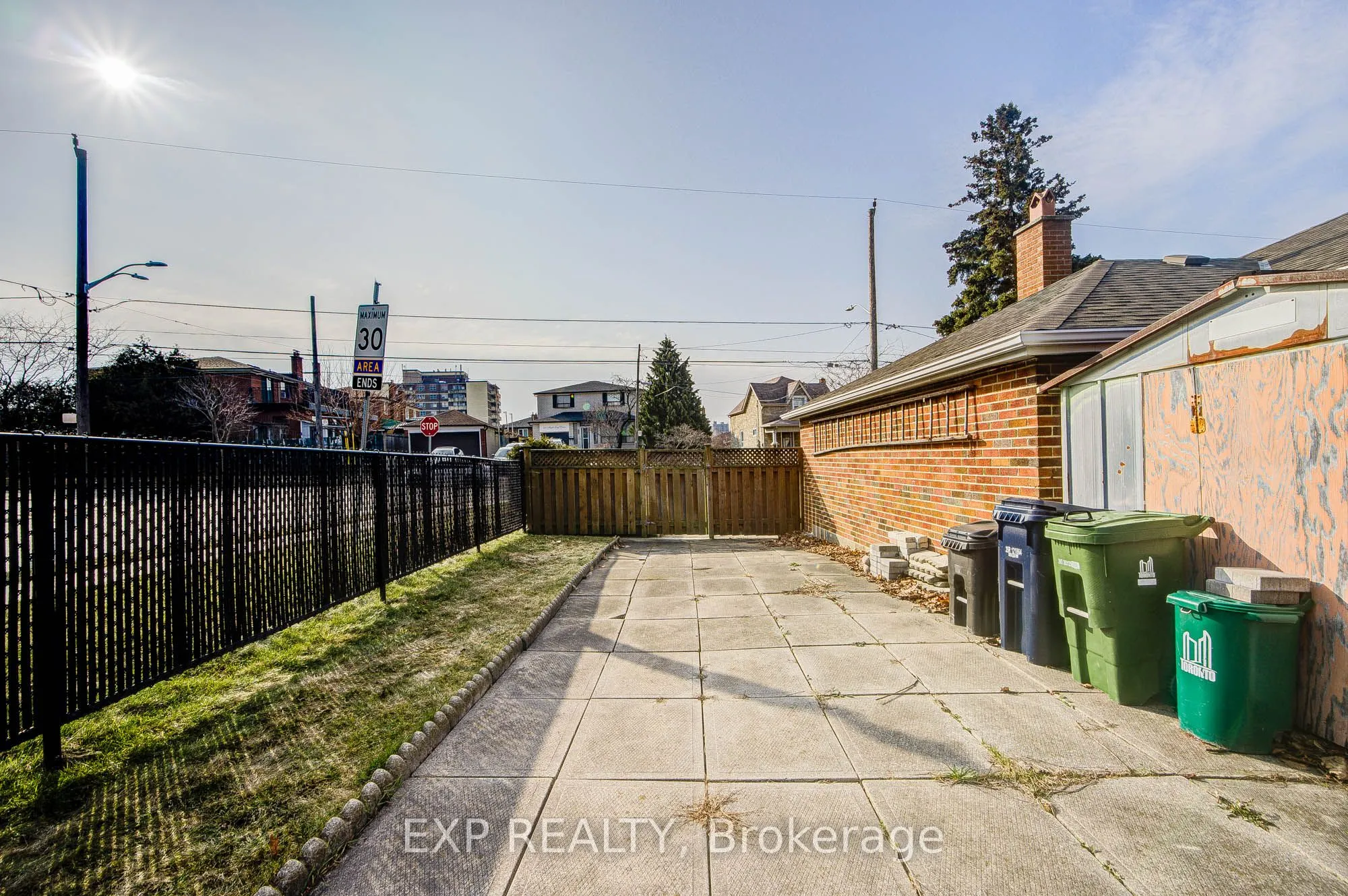 428 Maple Leaf Drive
