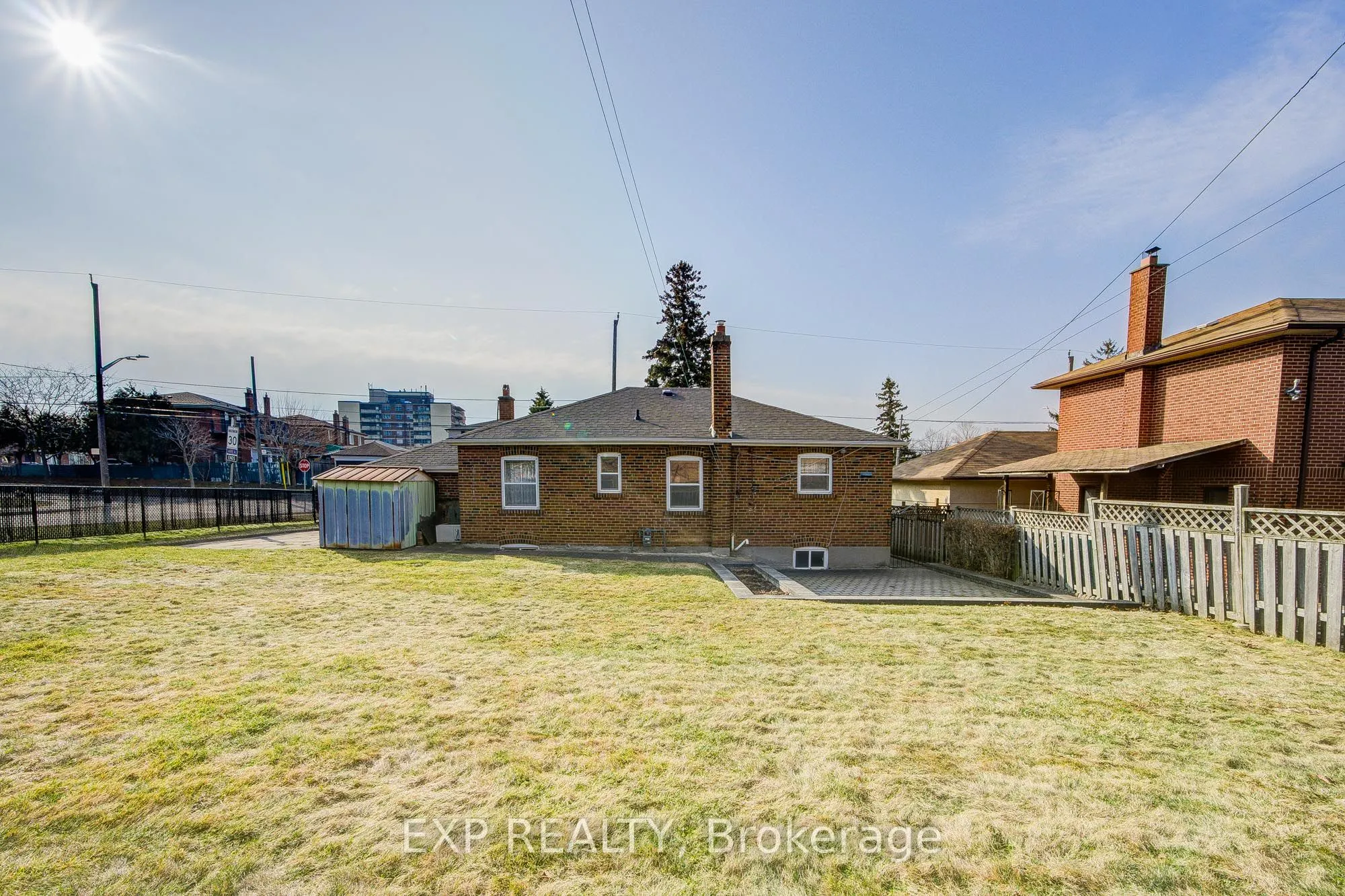 428 Maple Leaf Drive