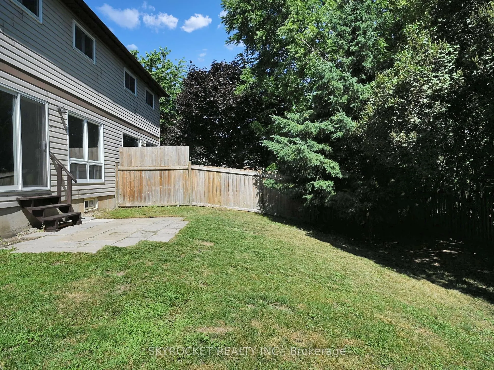 125 Bythia Street