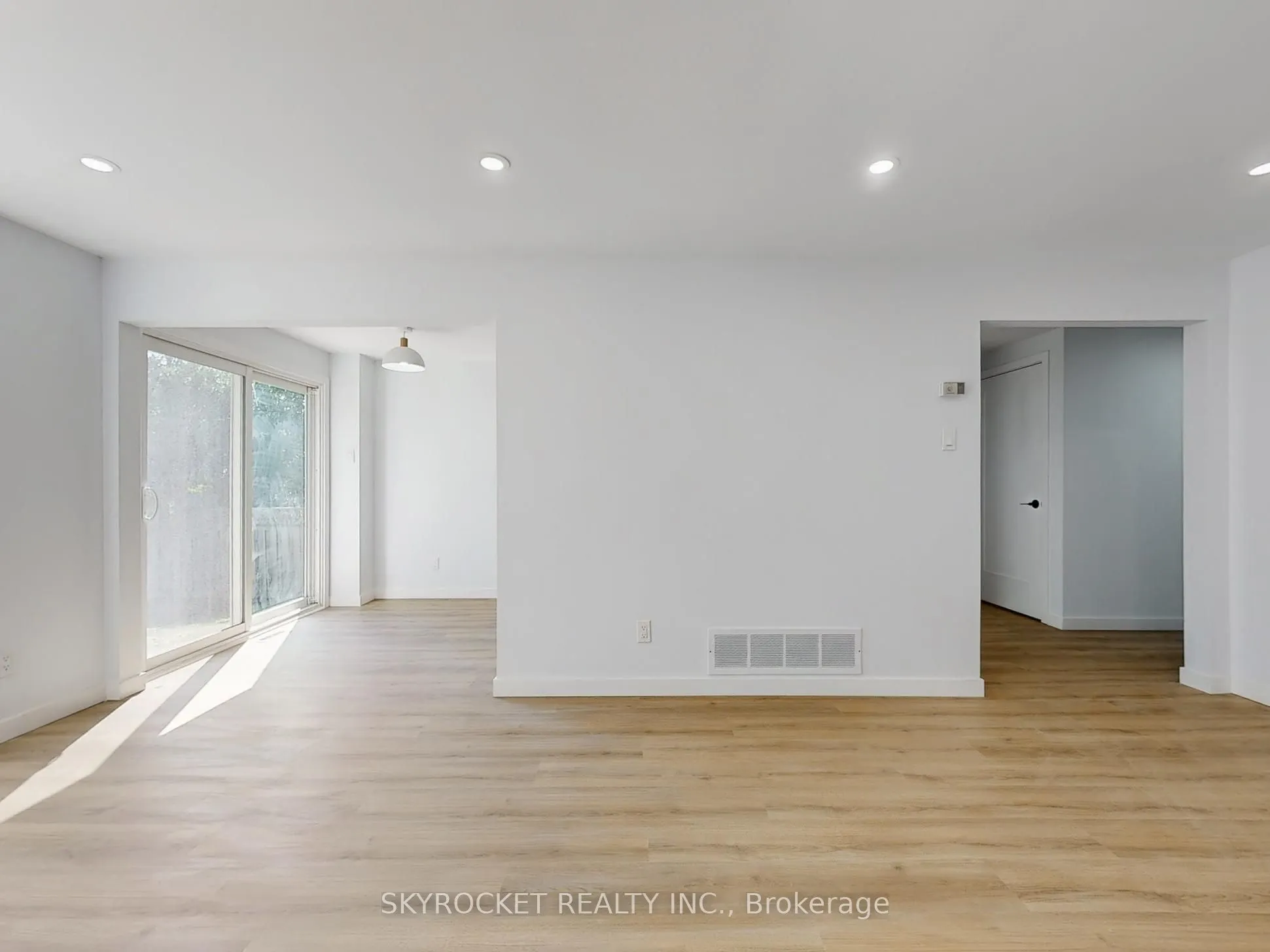 125 Bythia Street