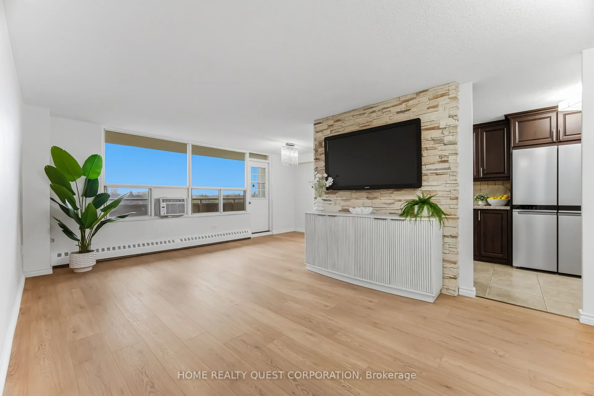 3120 Kirwin Avenue #605