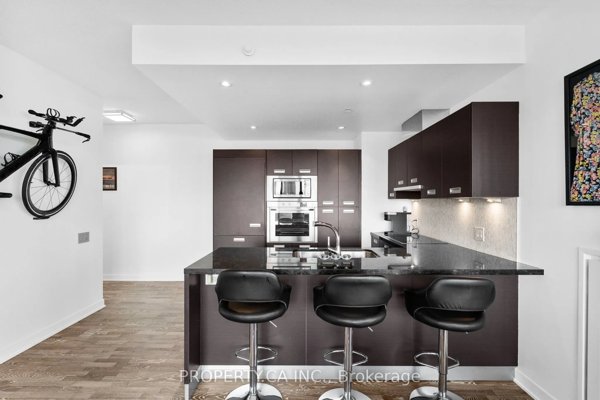 90 Park Lawn Road #1211