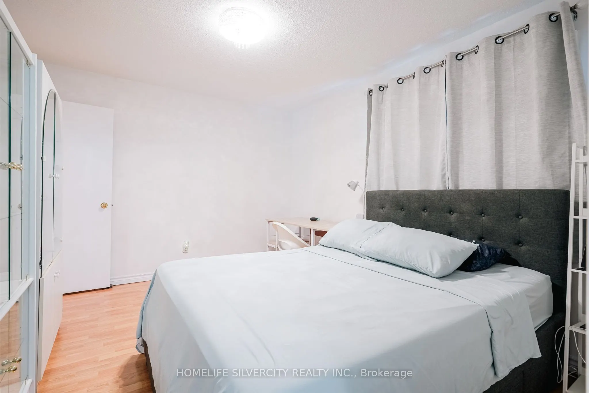 235 Bronte Street S #57