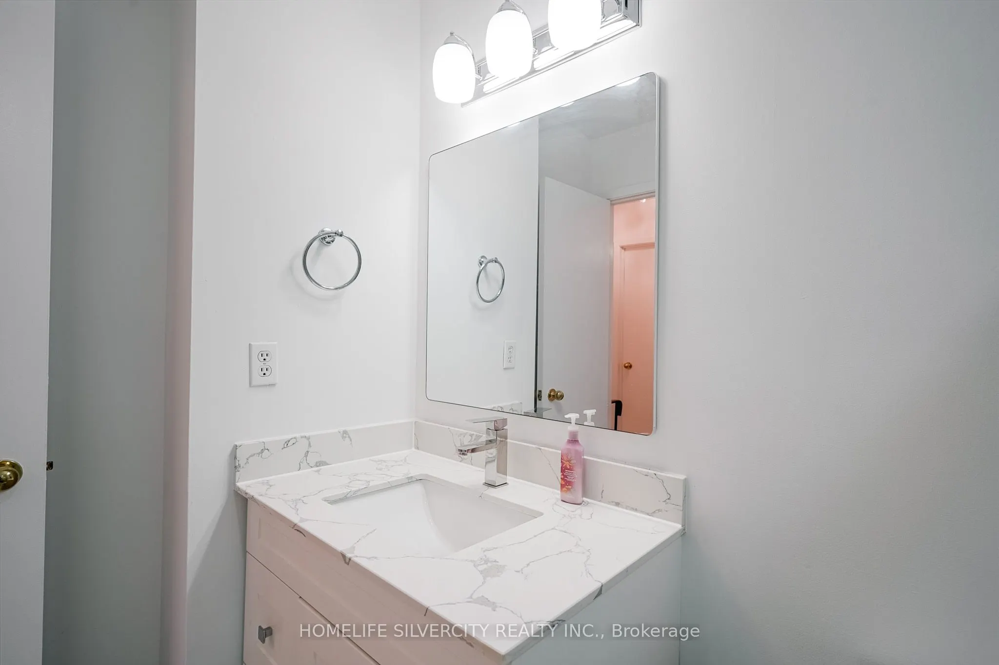 235 Bronte Street S #57