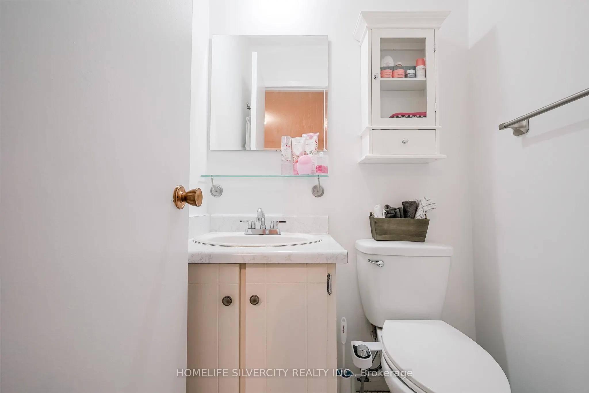 235 Bronte Street S #57
