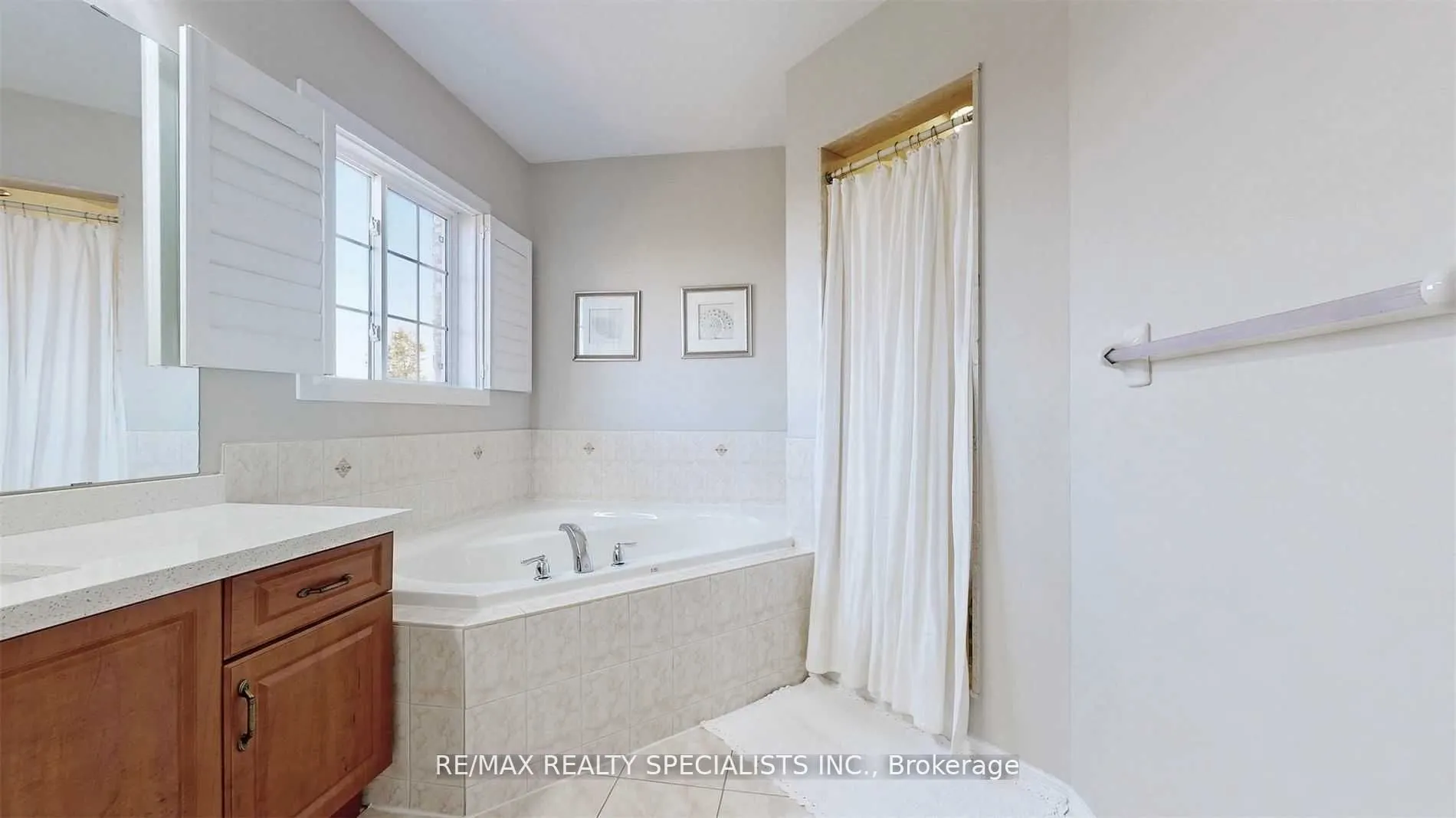 92 Kettlewell Crescent