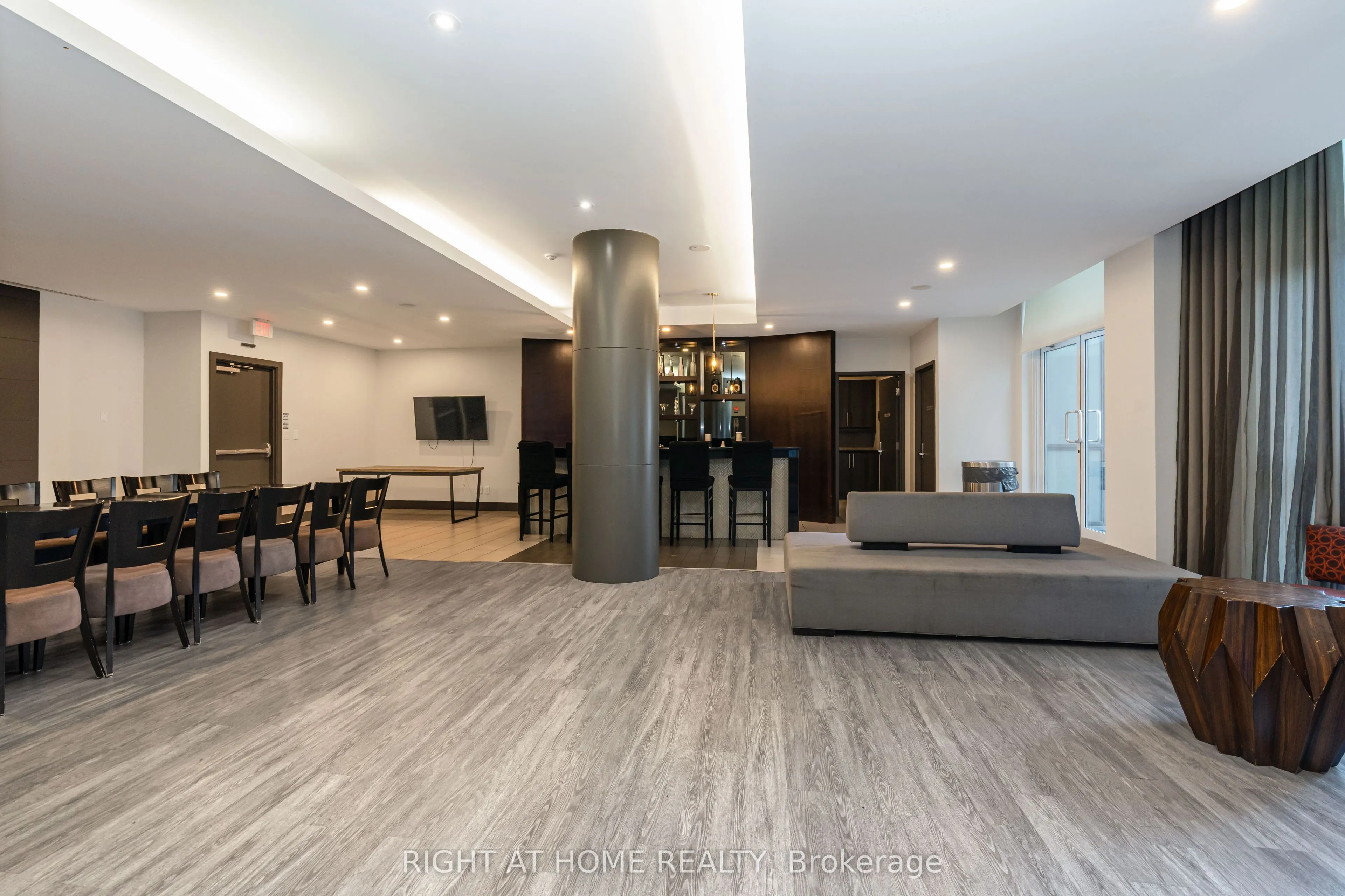 4099 Brickstone Mews #2305