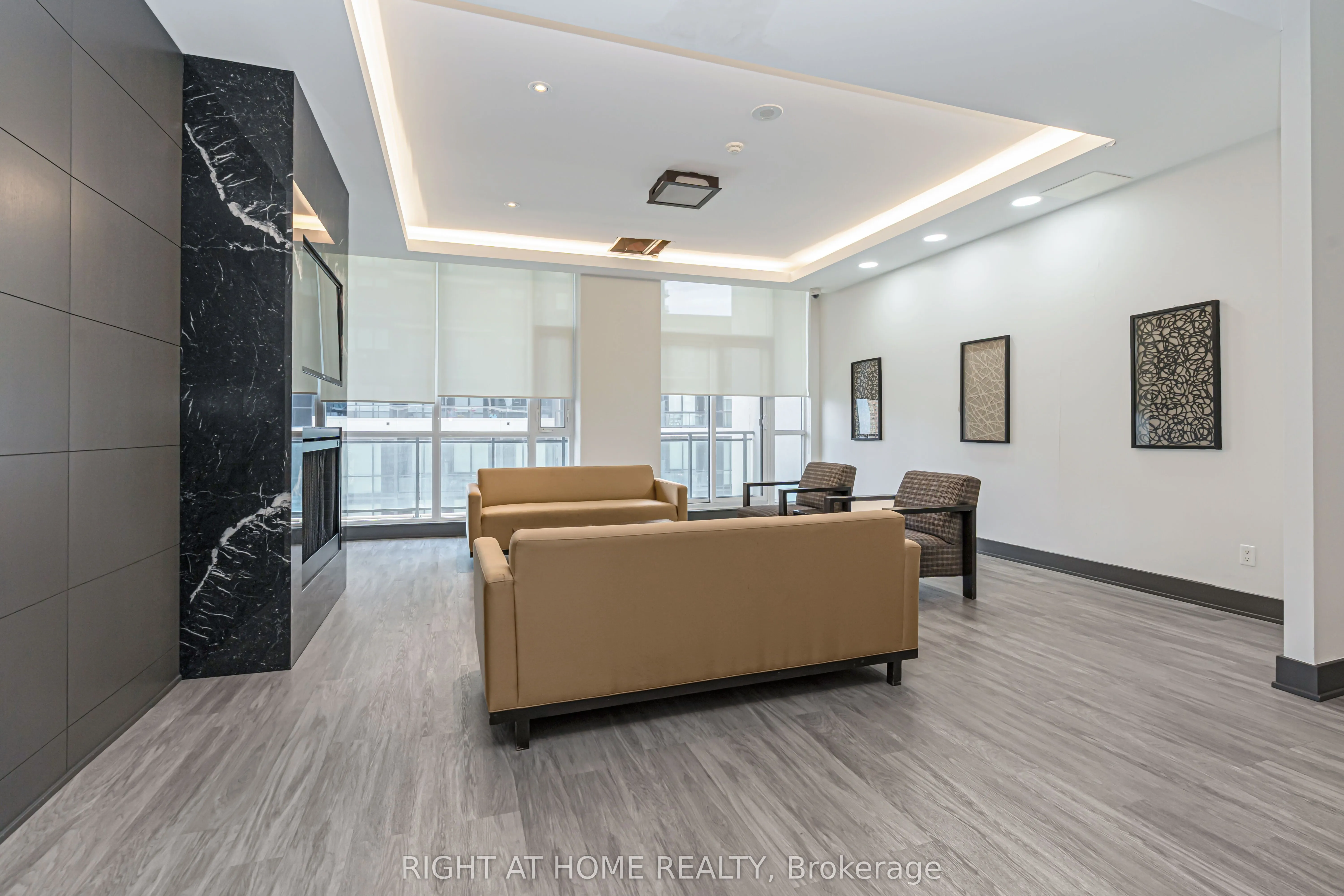 4099 Brickstone Mews #2305