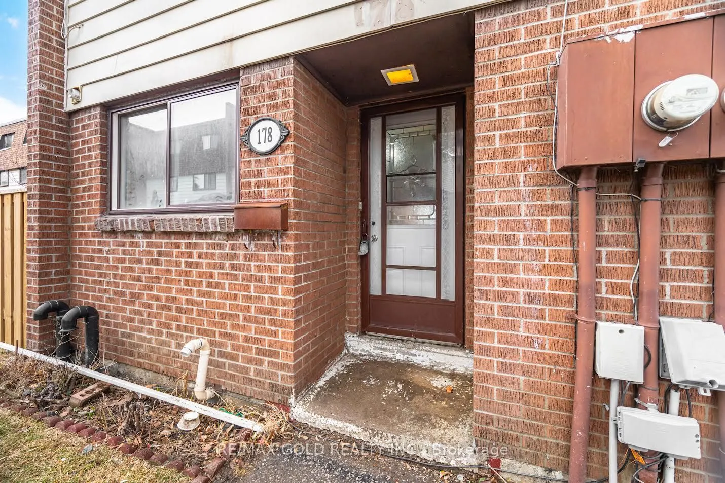 180 Mississauga Valley Boulevard #178