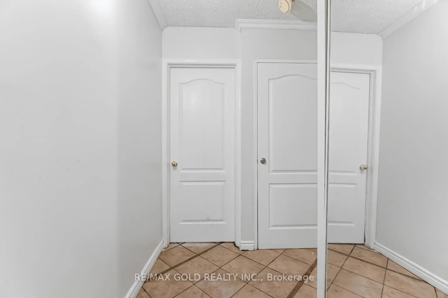 180 Mississauga Valley Boulevard #178