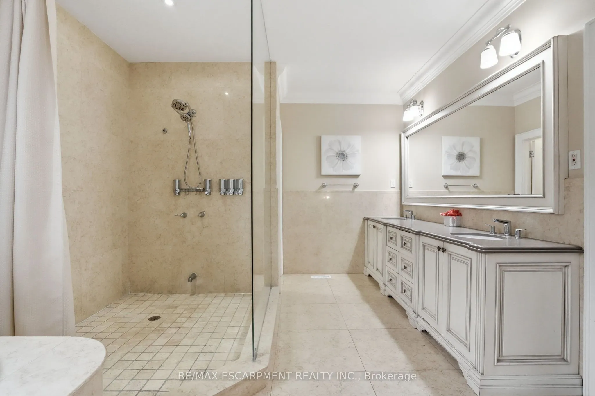 2489 Olinda Court