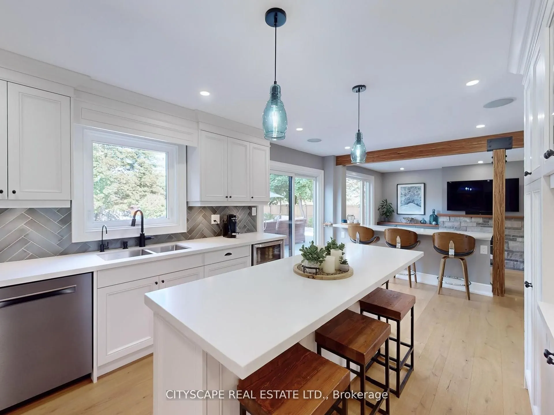 2585 Kenna Court