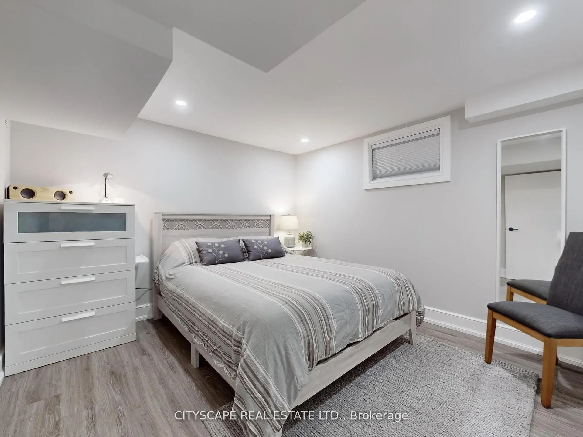 2585 Kenna Court